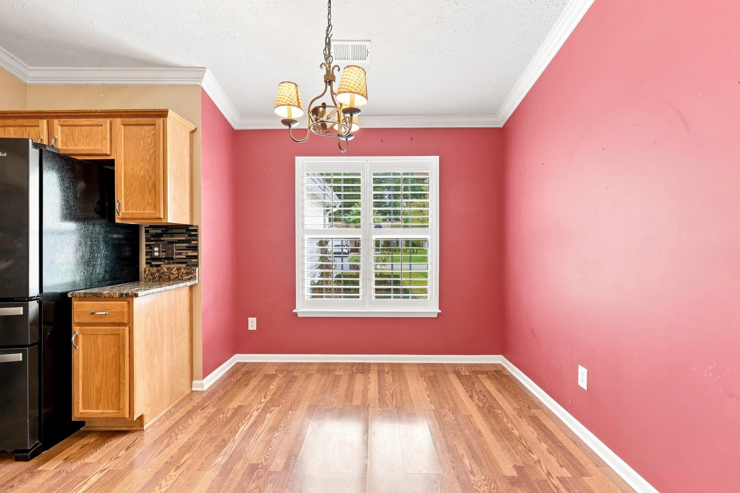 303 Vermillion Dr.