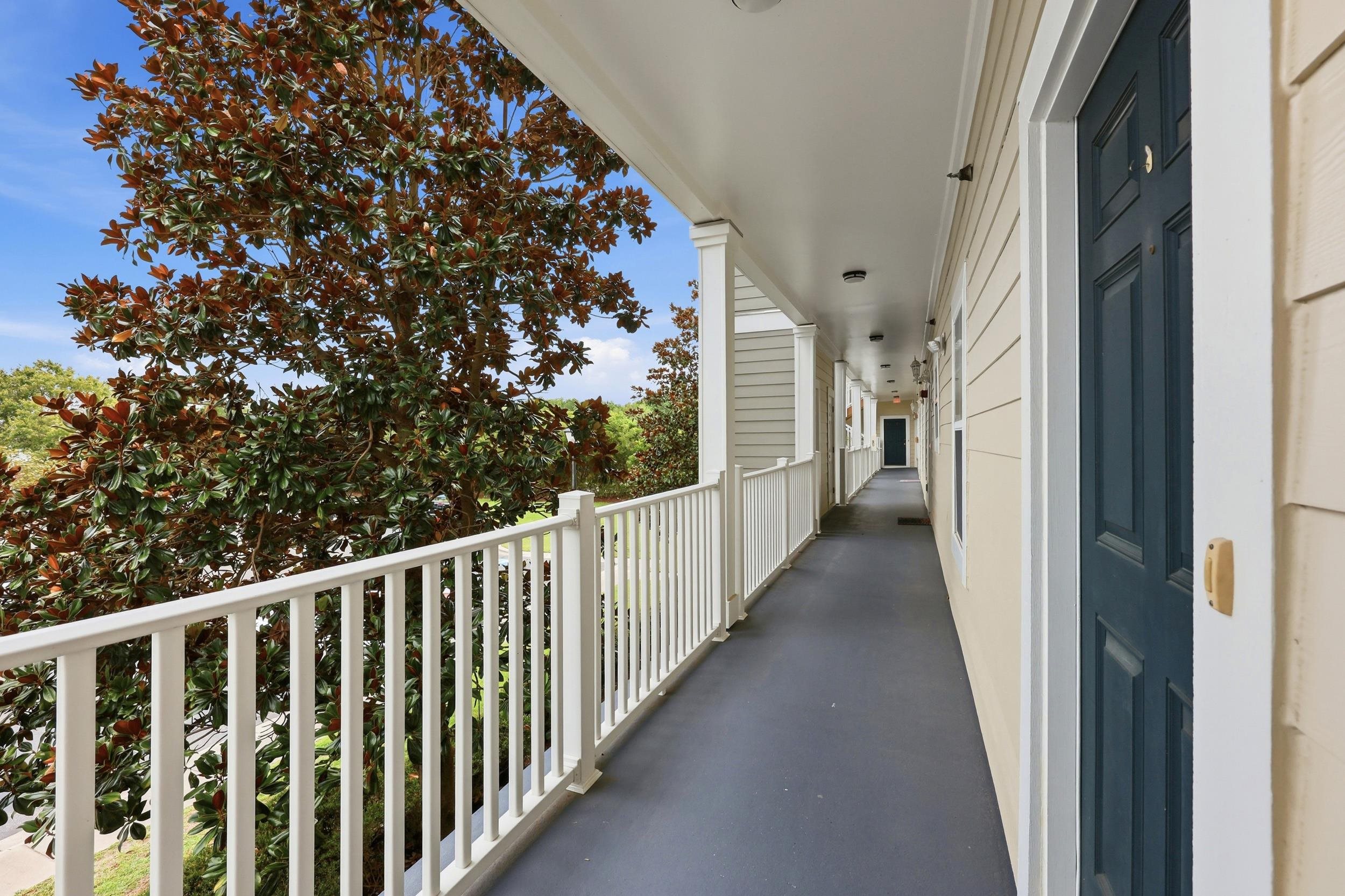 208 Castle Dr. Unit: 1378