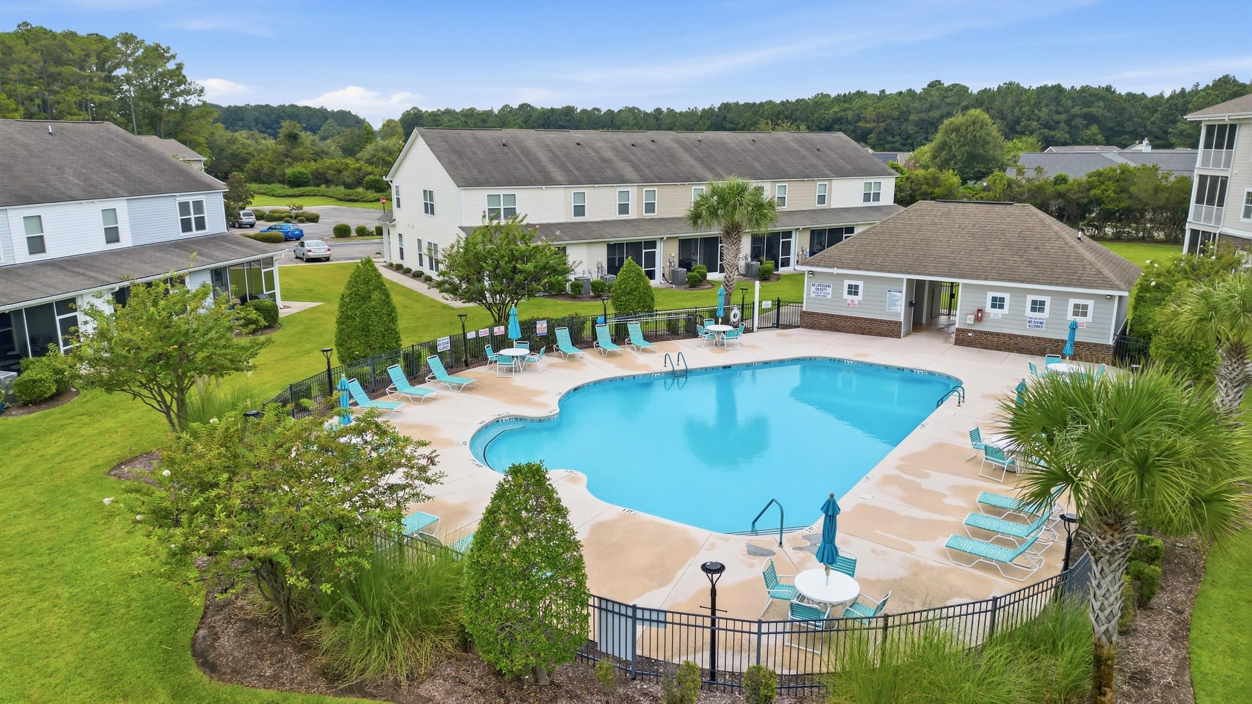 208 Castle Dr. Unit: 1378