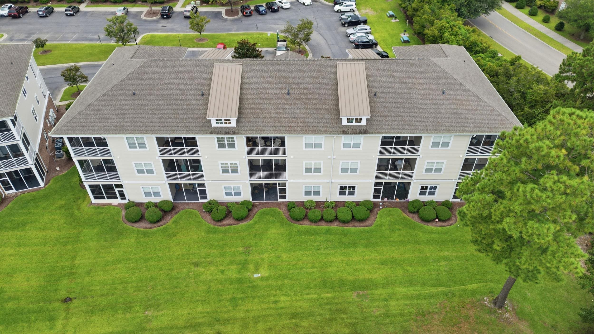 208 Castle Dr. Unit: 1378