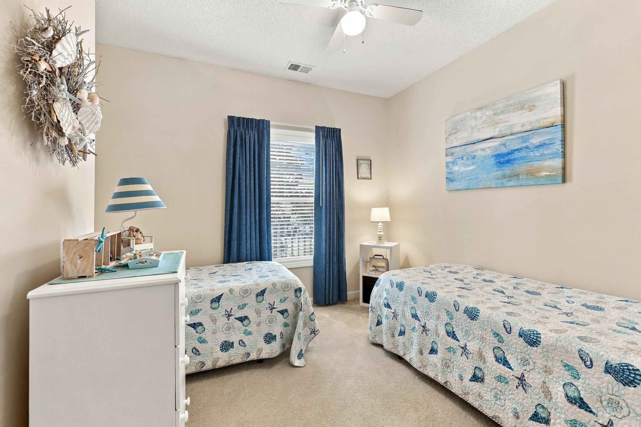 208 Castle Dr. Unit: 1378