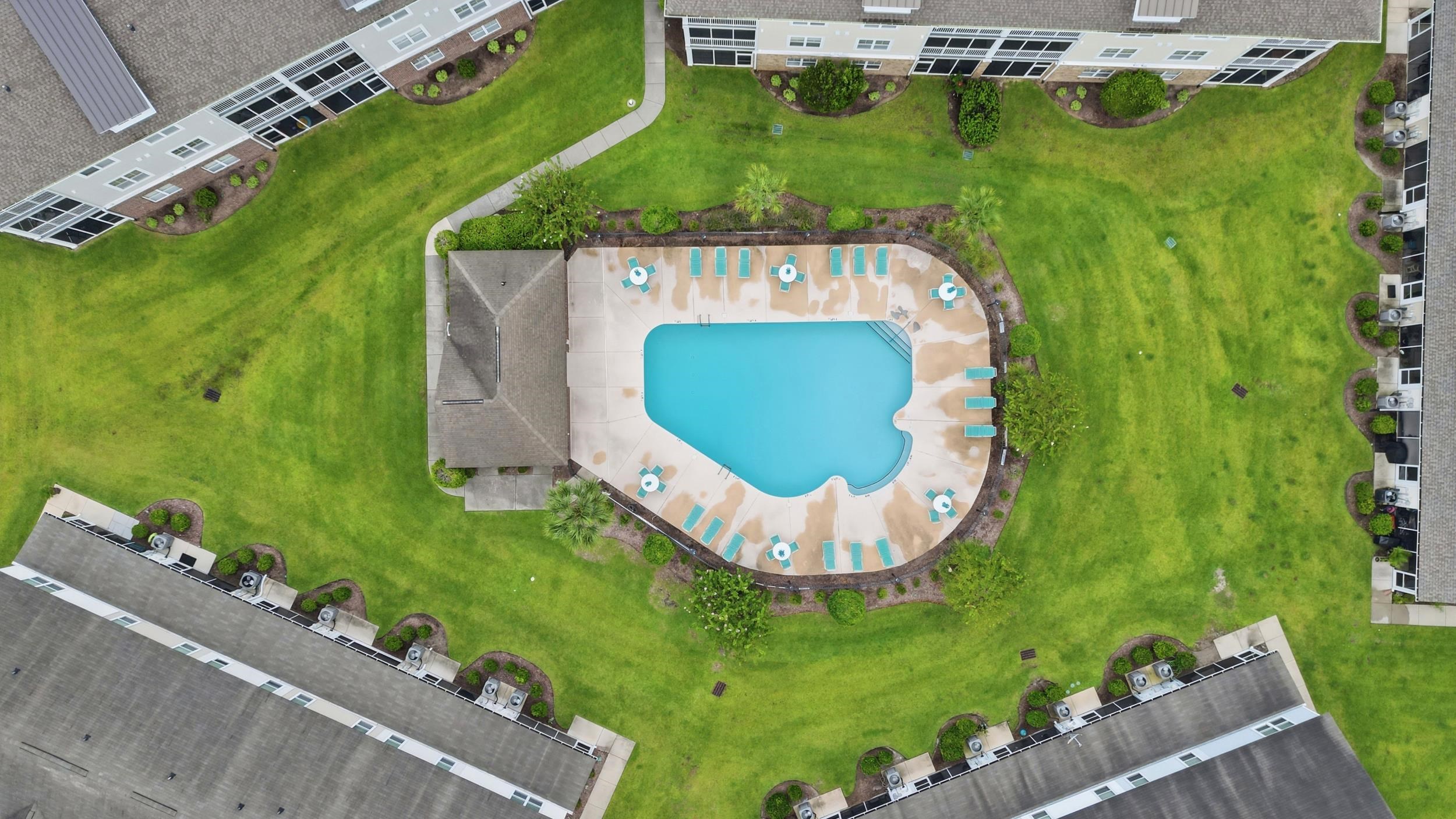 208 Castle Dr. Unit: 1378