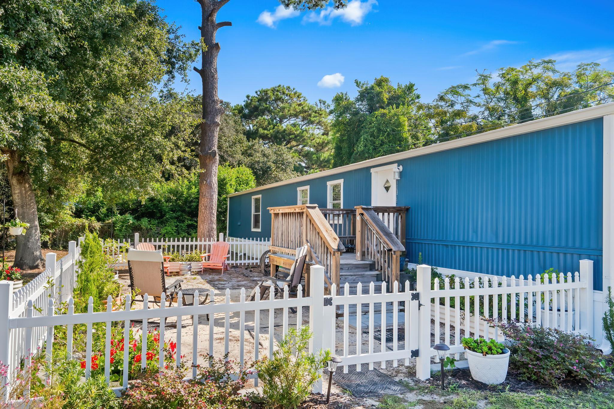 4125 Little River Rd.