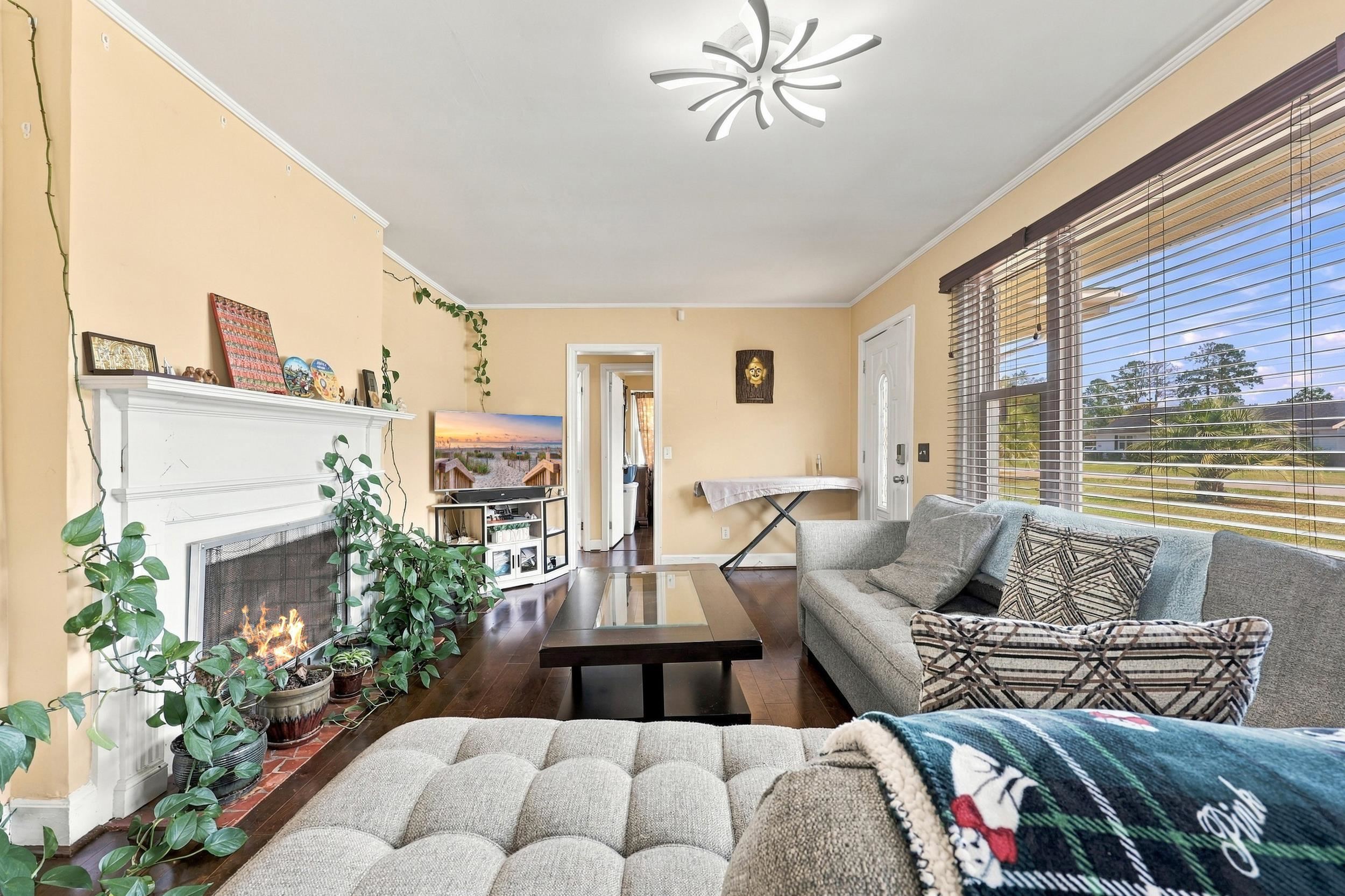 408 South Cedar Ave.