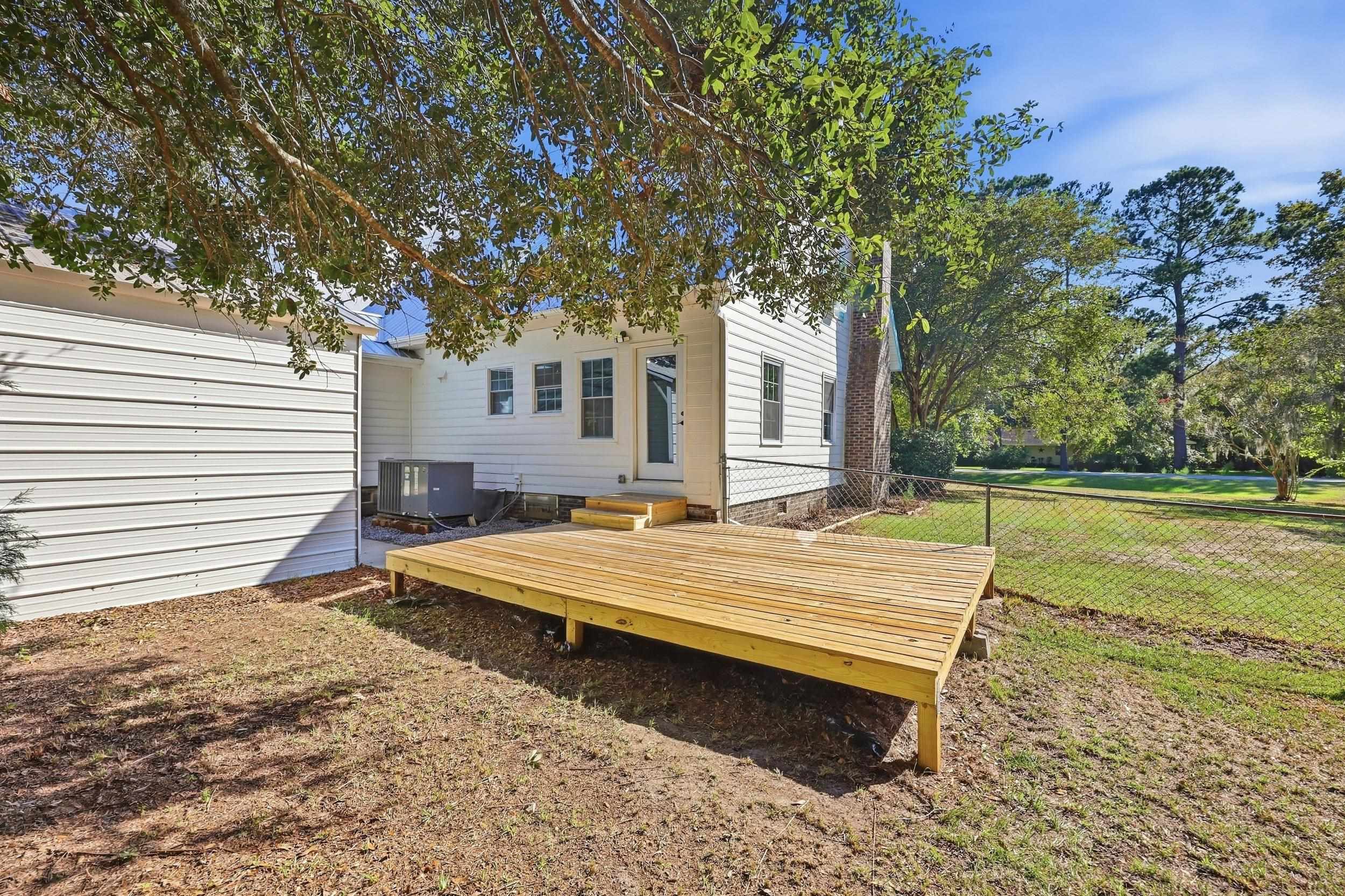 815 3rd Ave.
