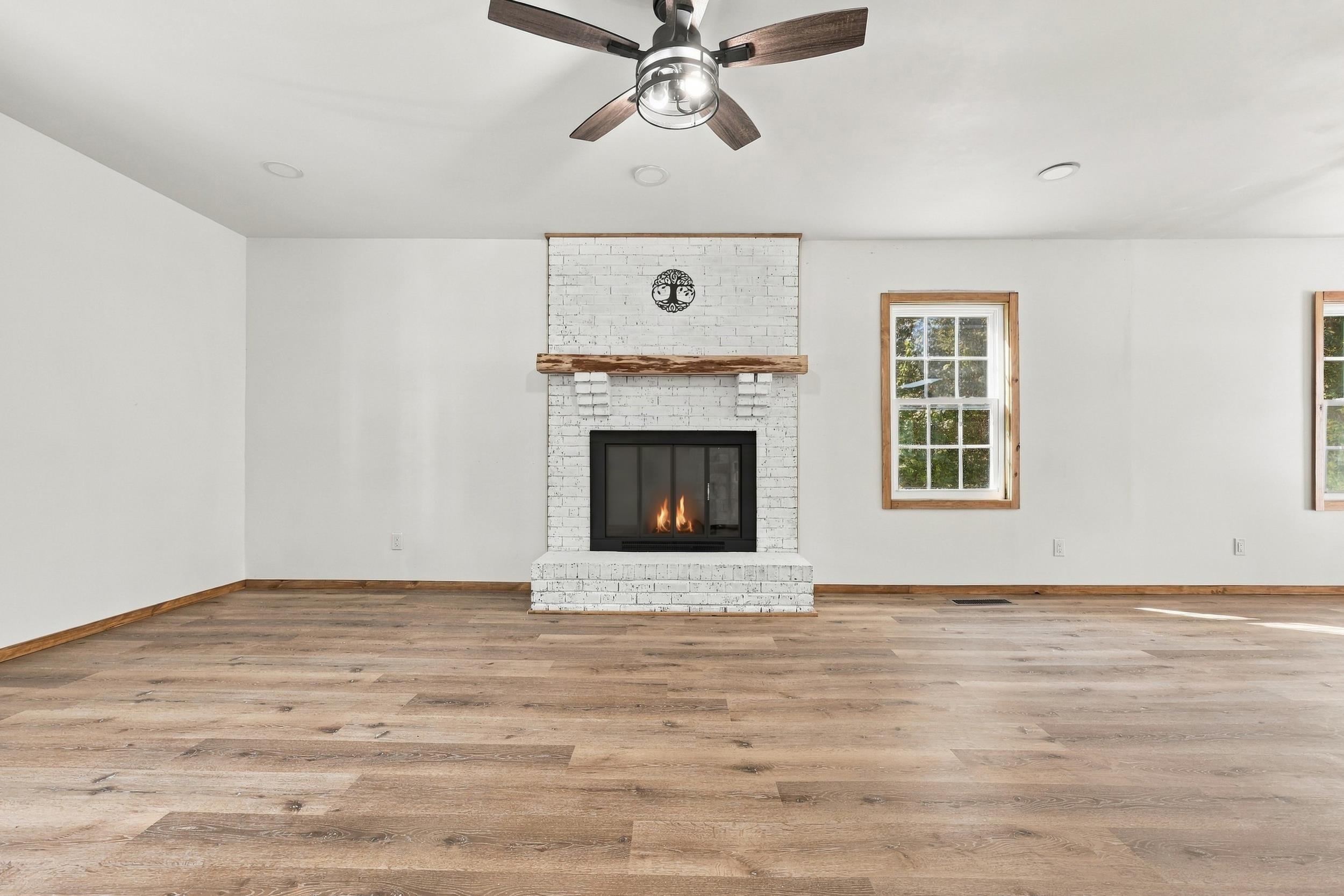 815 3rd Ave.