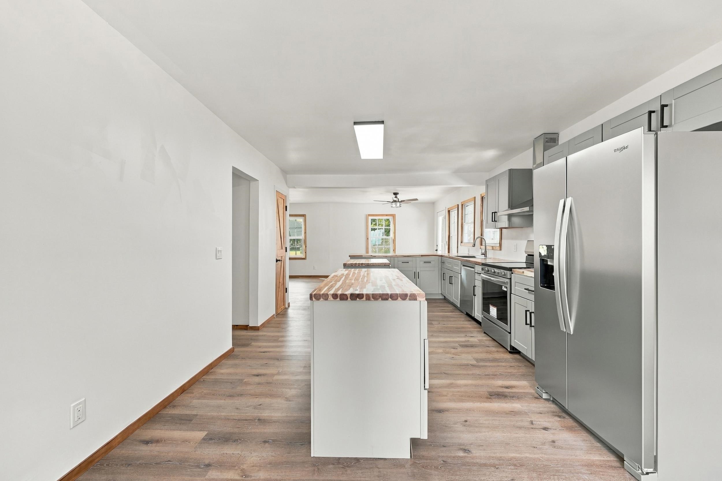 815 3rd Ave.