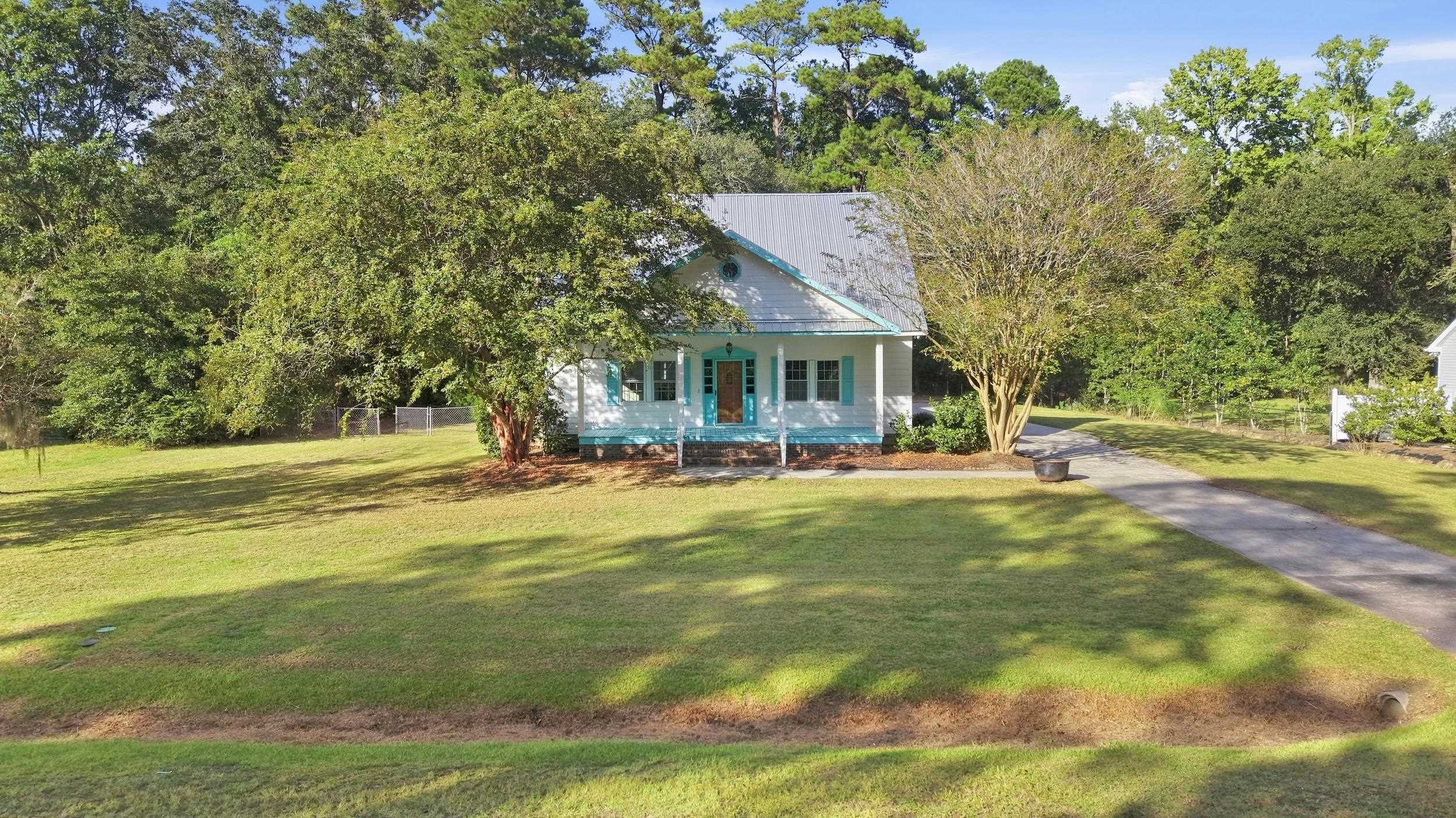 815 3rd Ave.