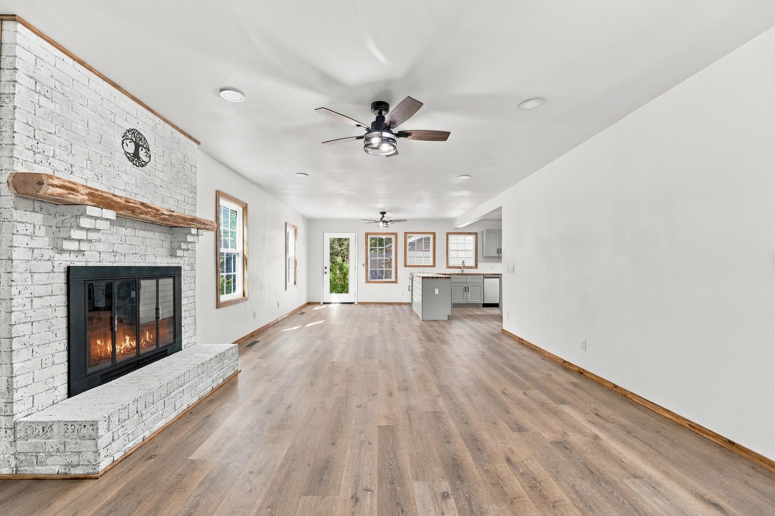 815 3rd Ave.