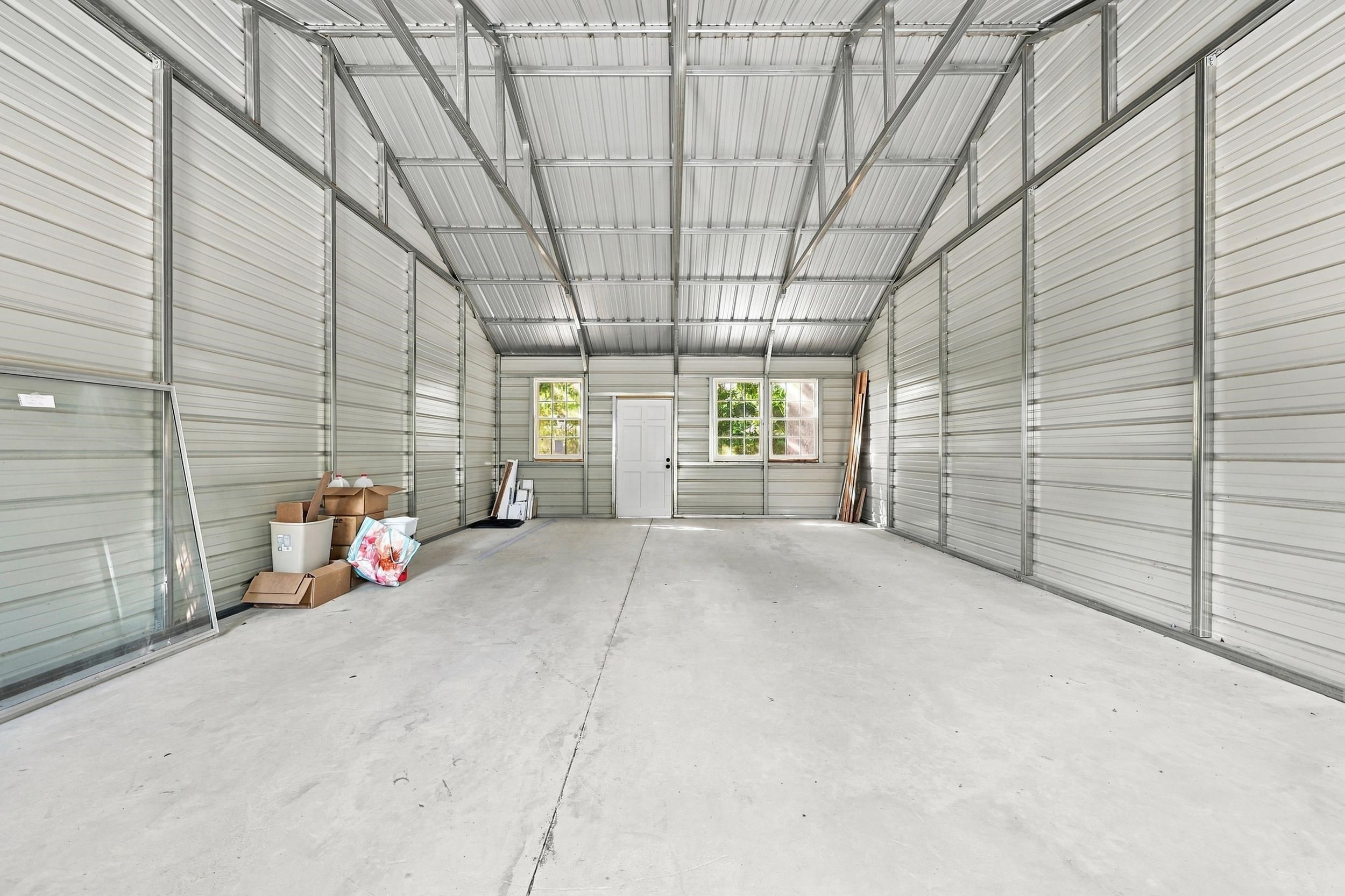 815 3rd Ave.