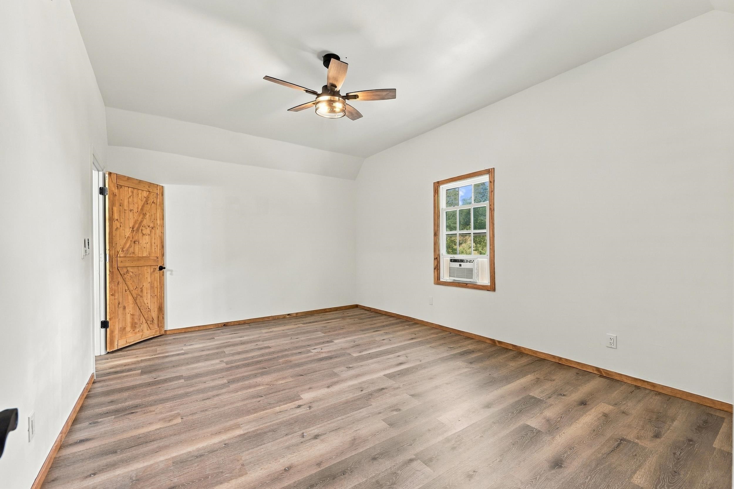 815 3rd Ave.