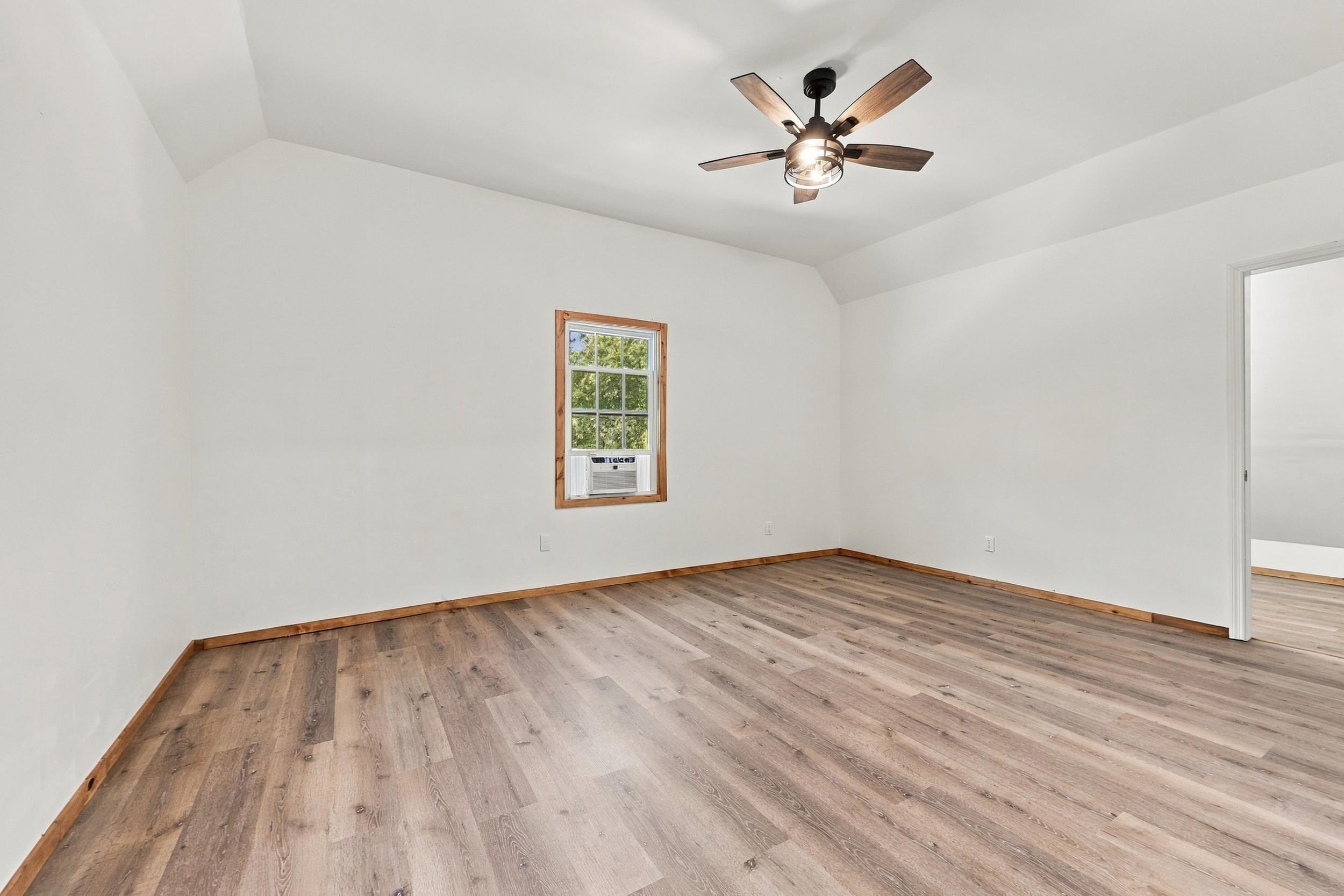 815 3rd Ave.