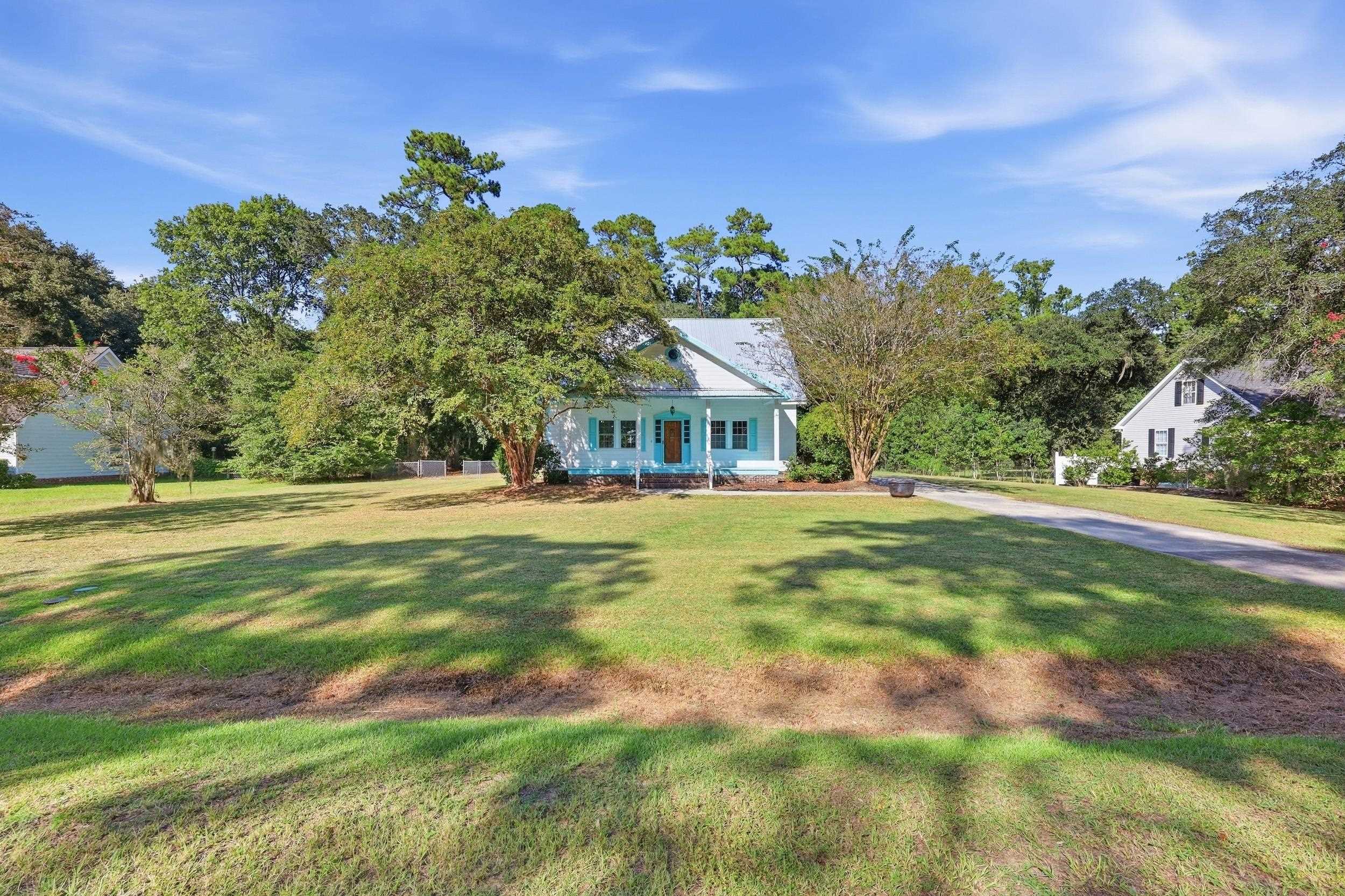 815 3rd Ave.