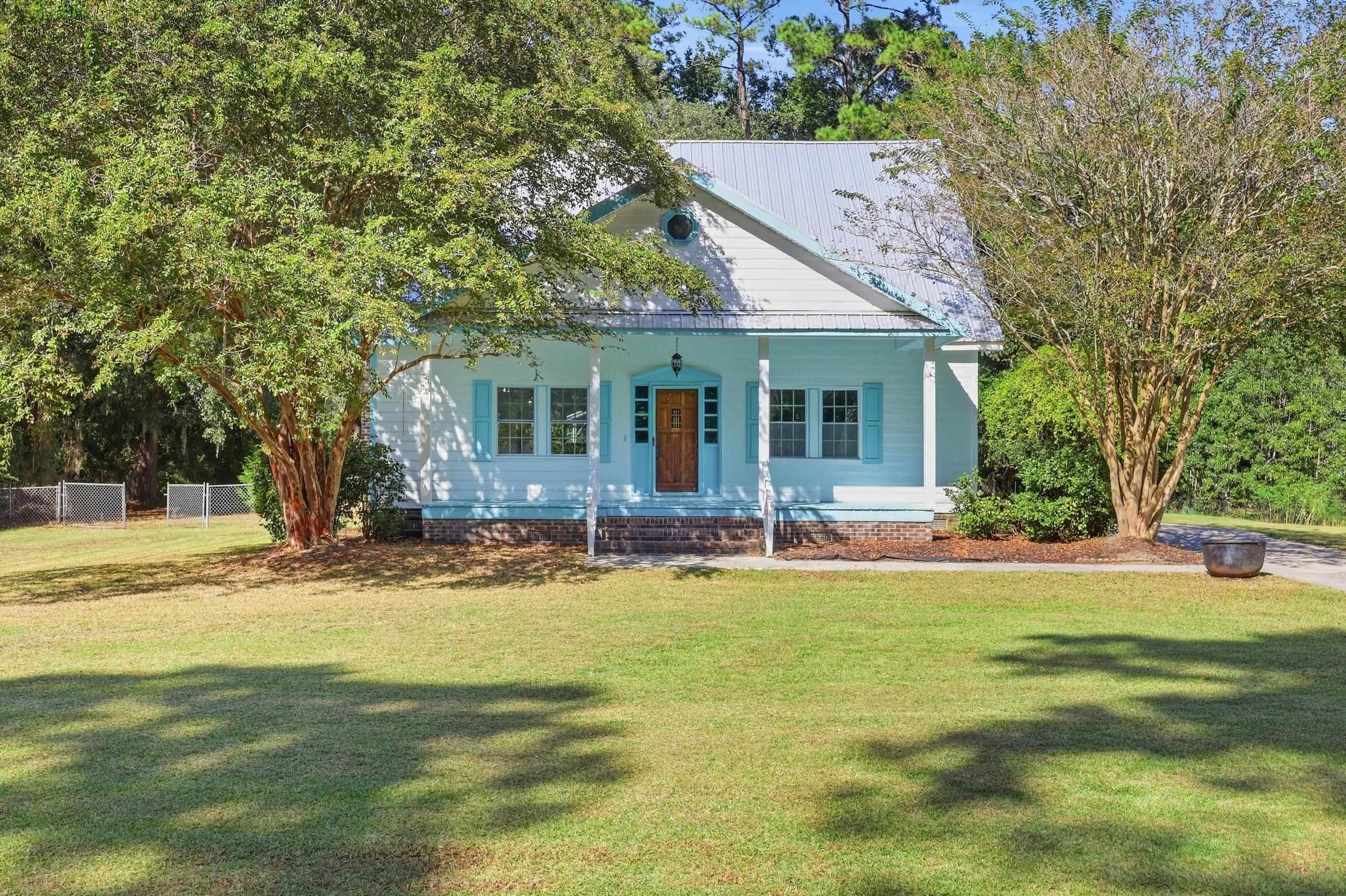815 3rd Ave.