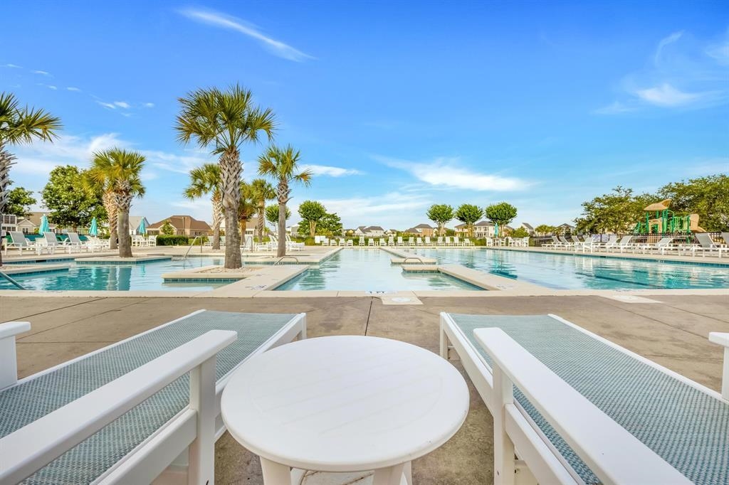 868 Crystal Water Way