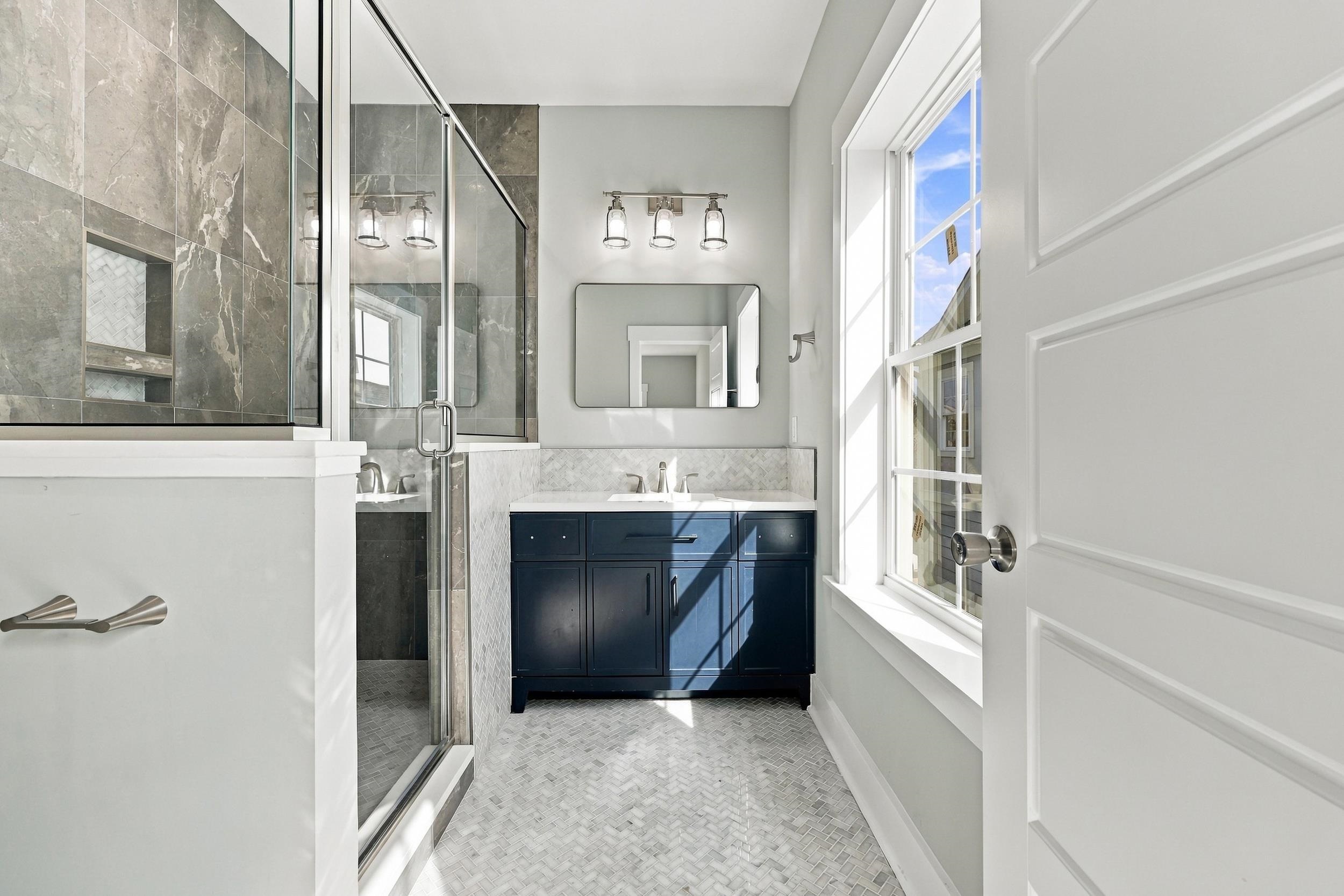 868 Crystal Water Way