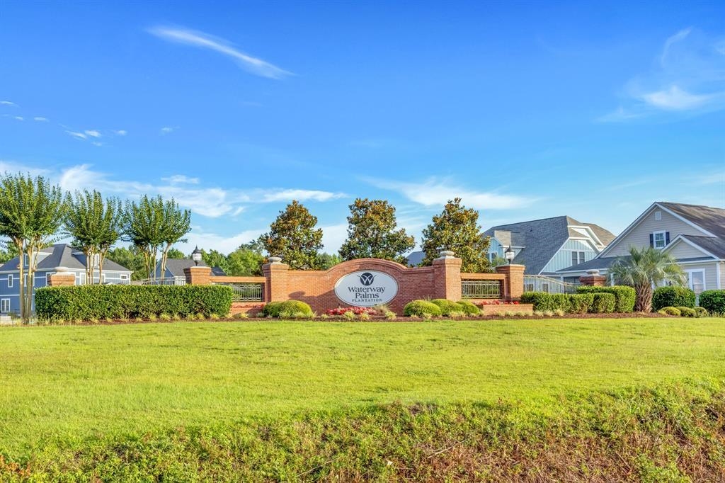 868 Crystal Water Way