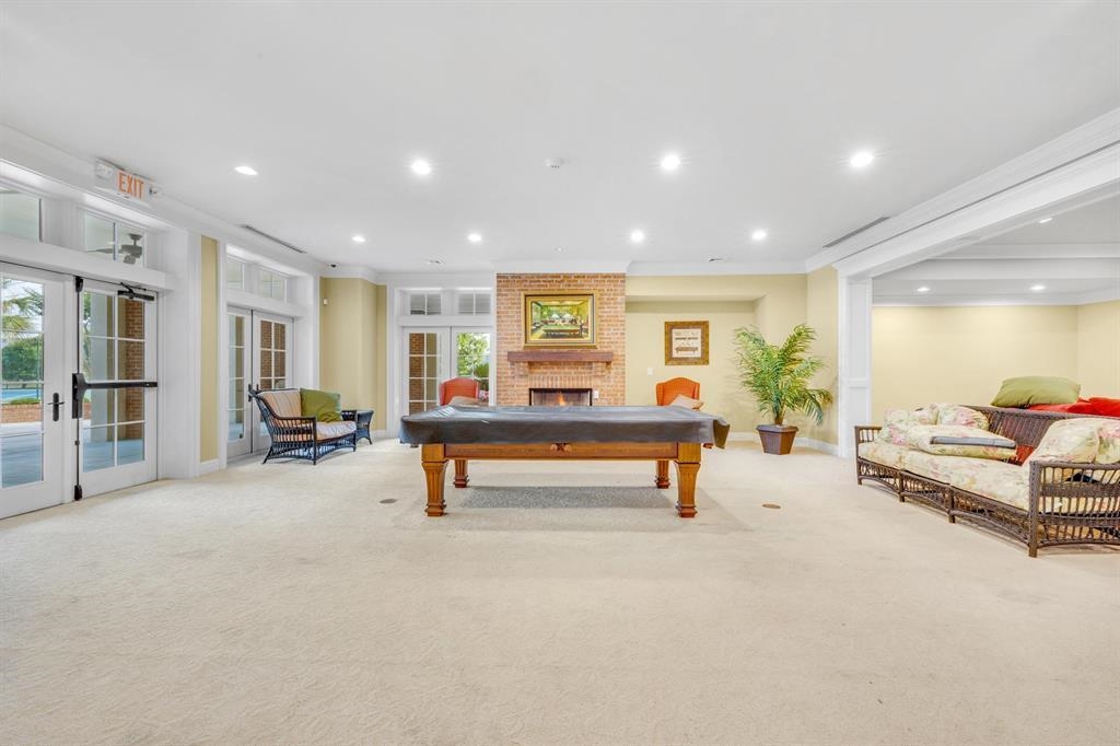 868 Crystal Water Way