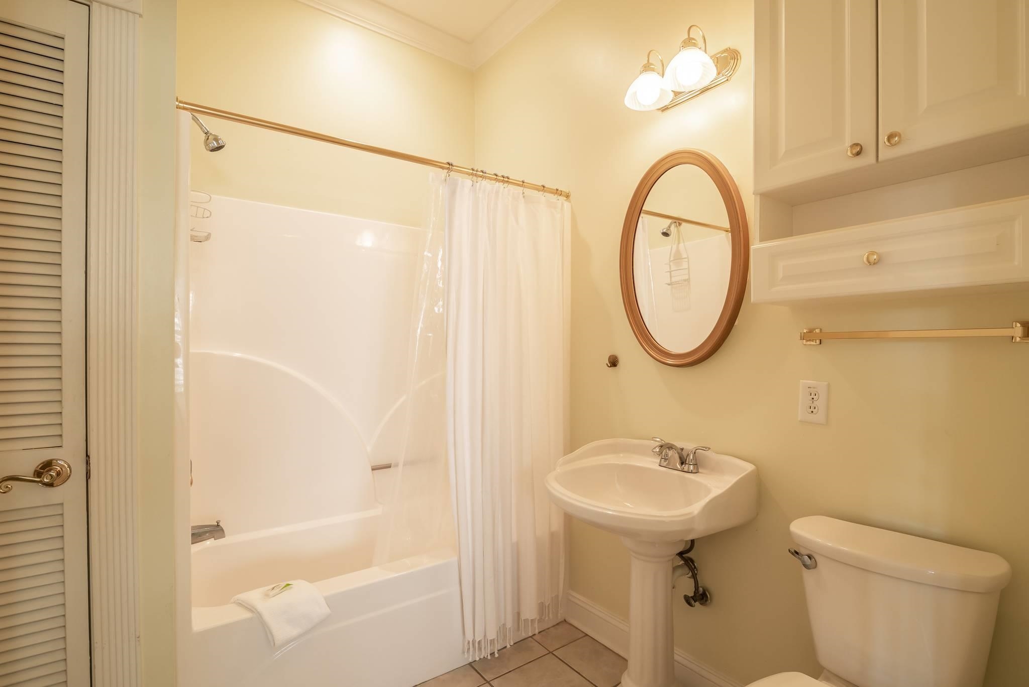 53 Nuthatch Ln. Unit: UNIT 202