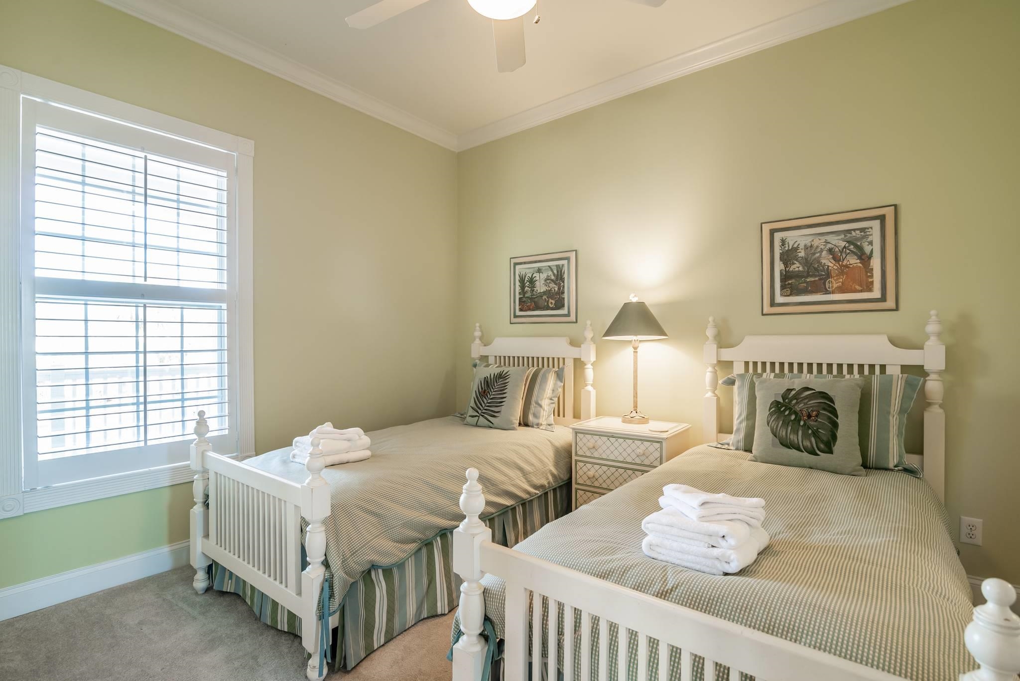 53 Nuthatch Ln. Unit: UNIT 202