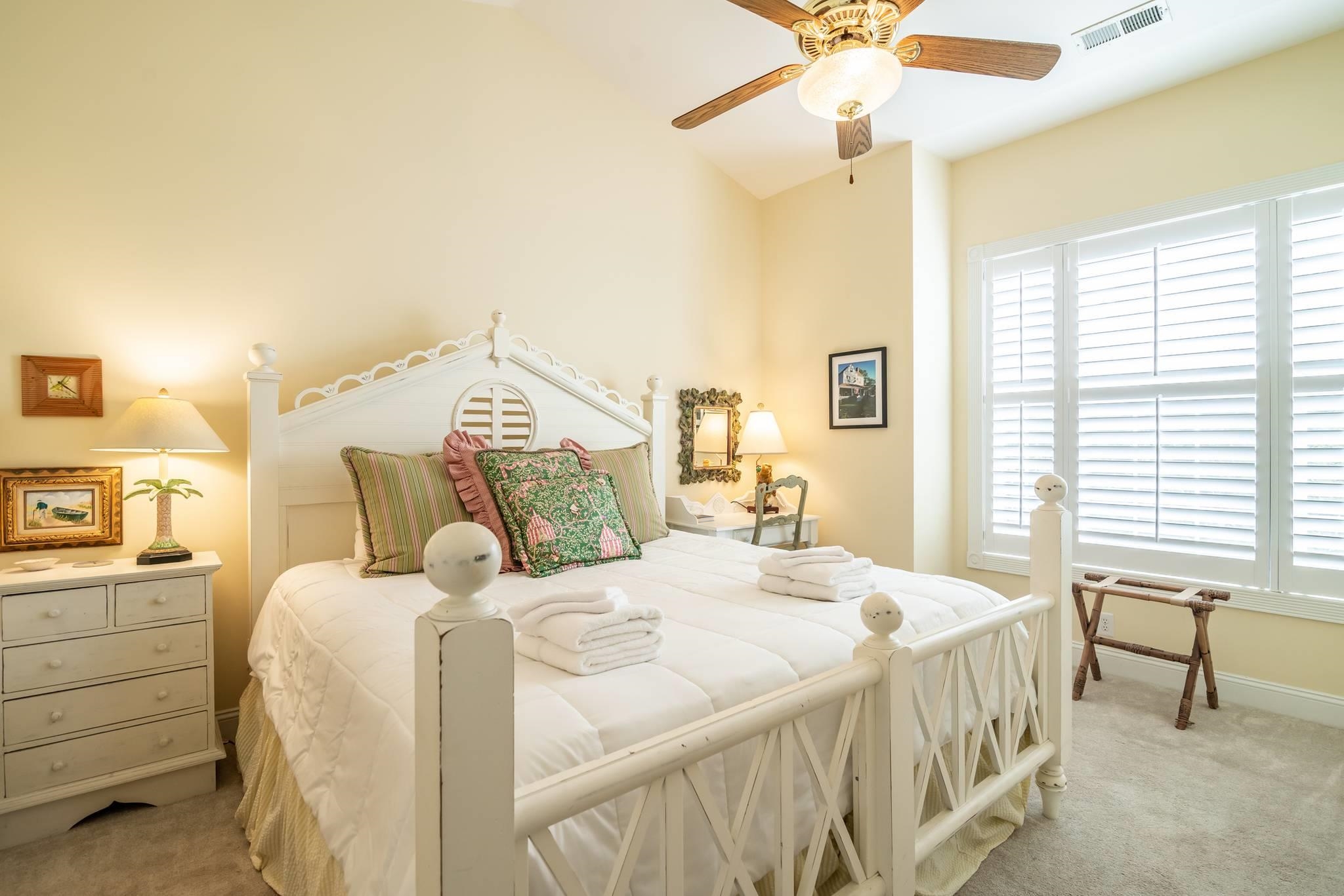 53 Nuthatch Ln. Unit: UNIT 202