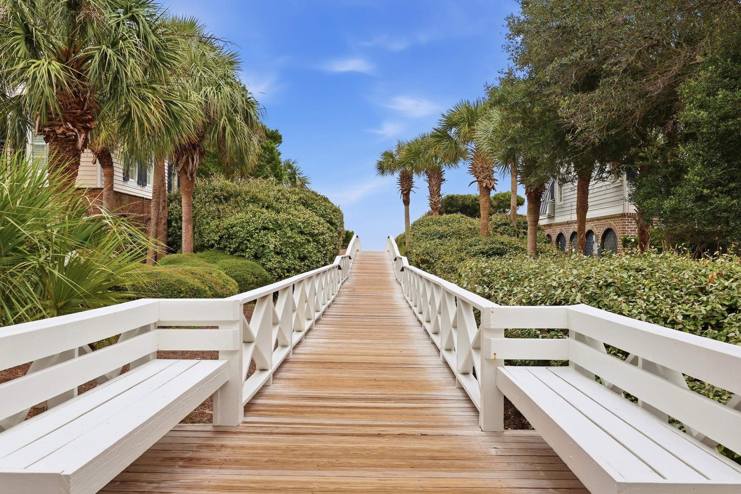 13 Beachwalker Ct.