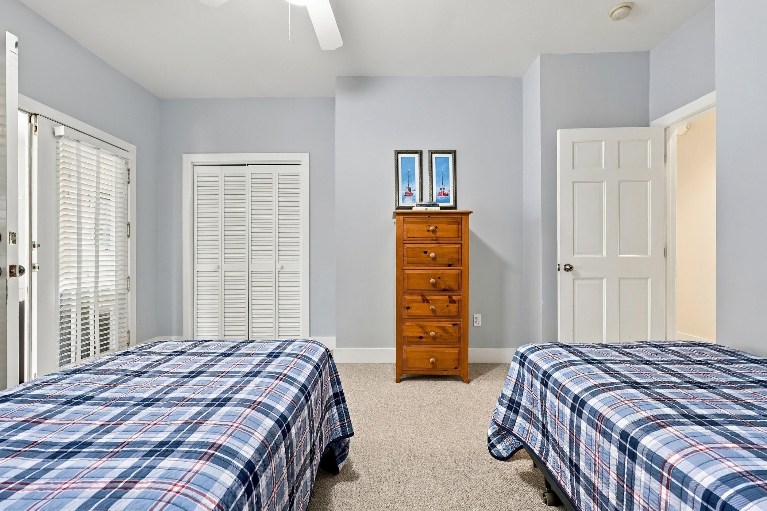 13 Beachwalker Ct.