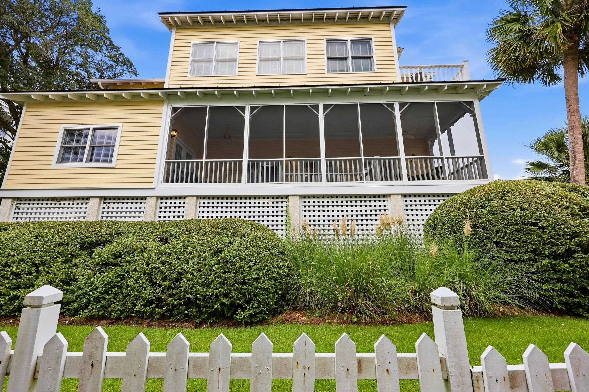 13 Beachwalker Ct.