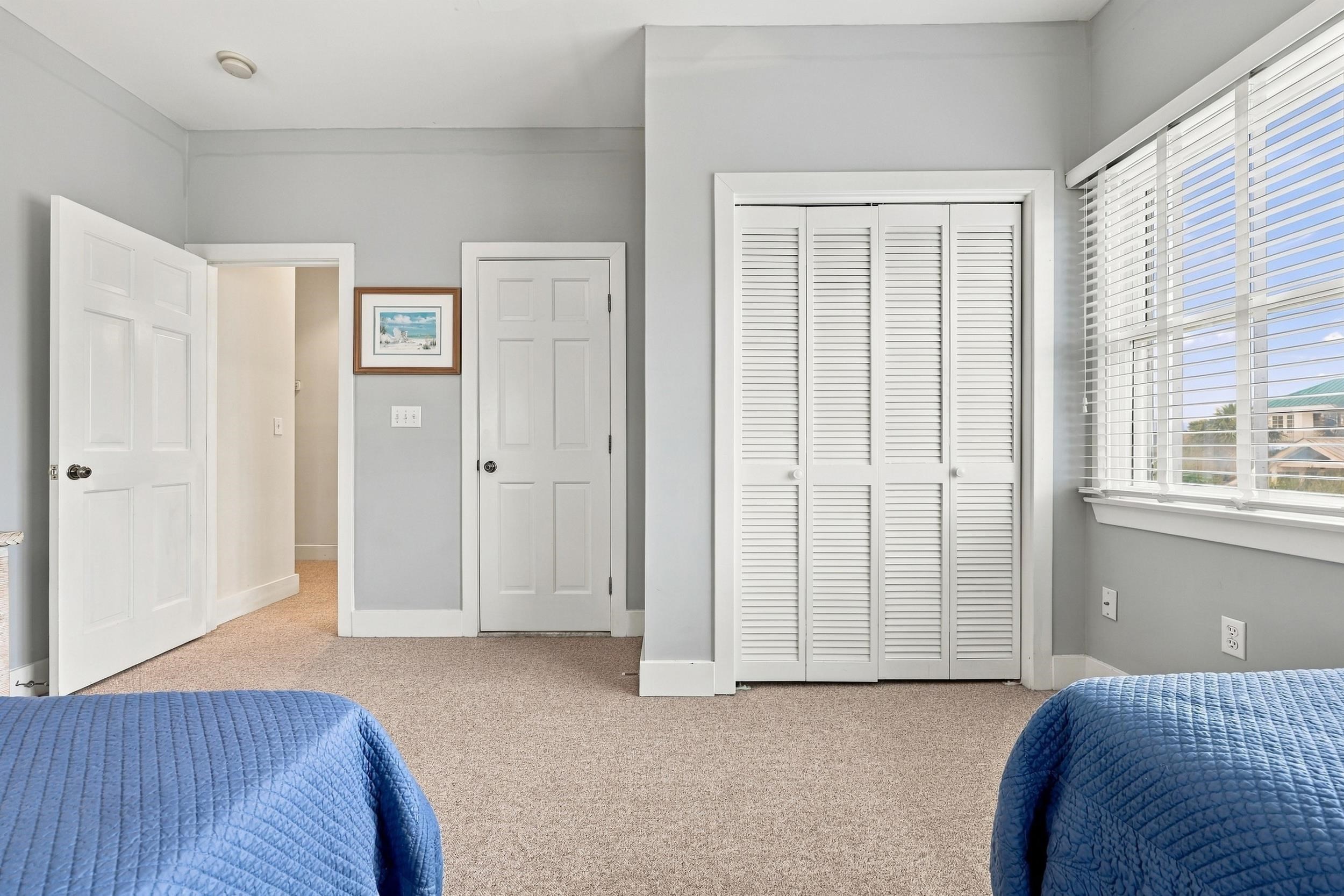 13 Beachwalker Ct.