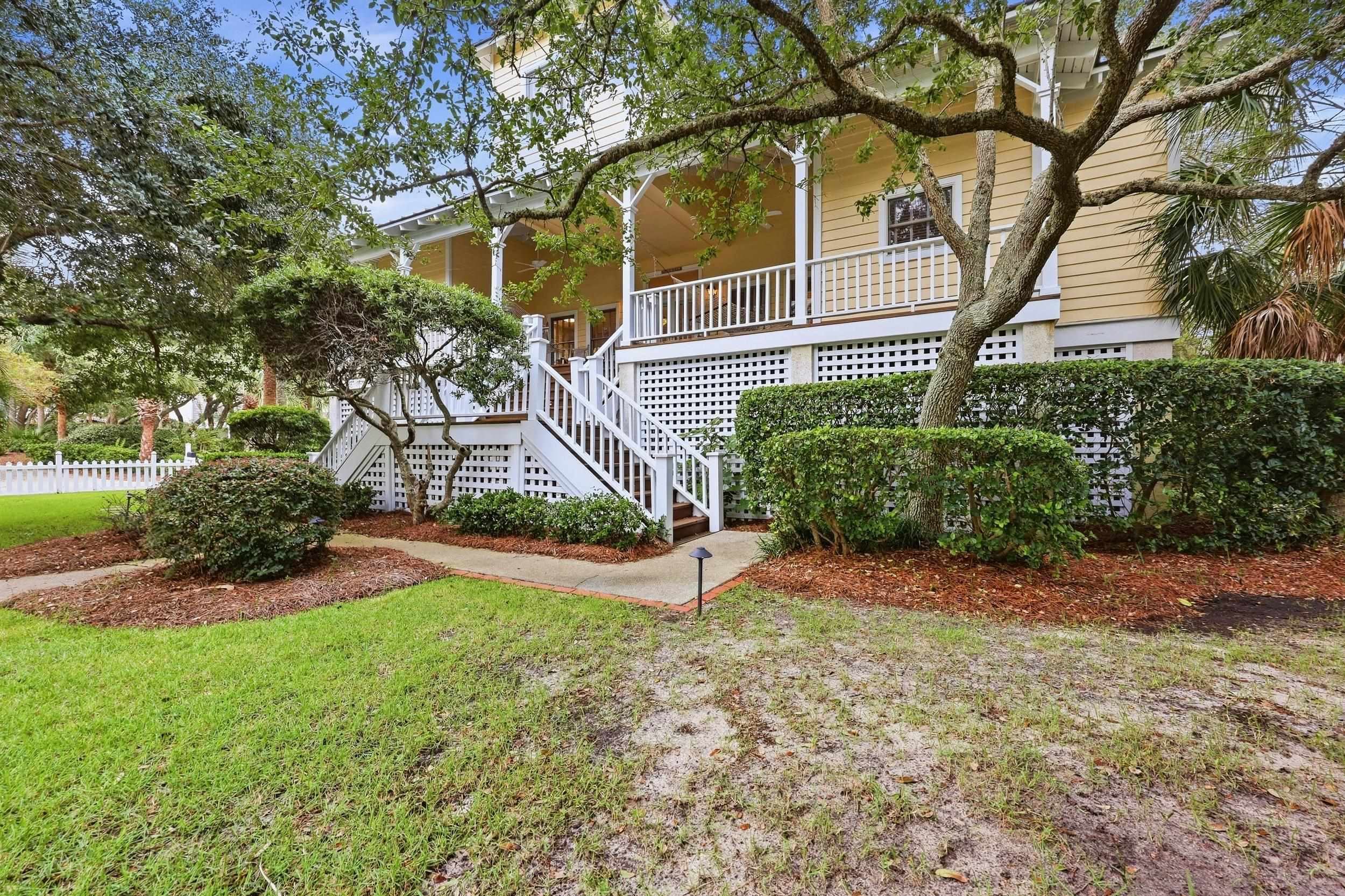 13 Beachwalker Ct.
