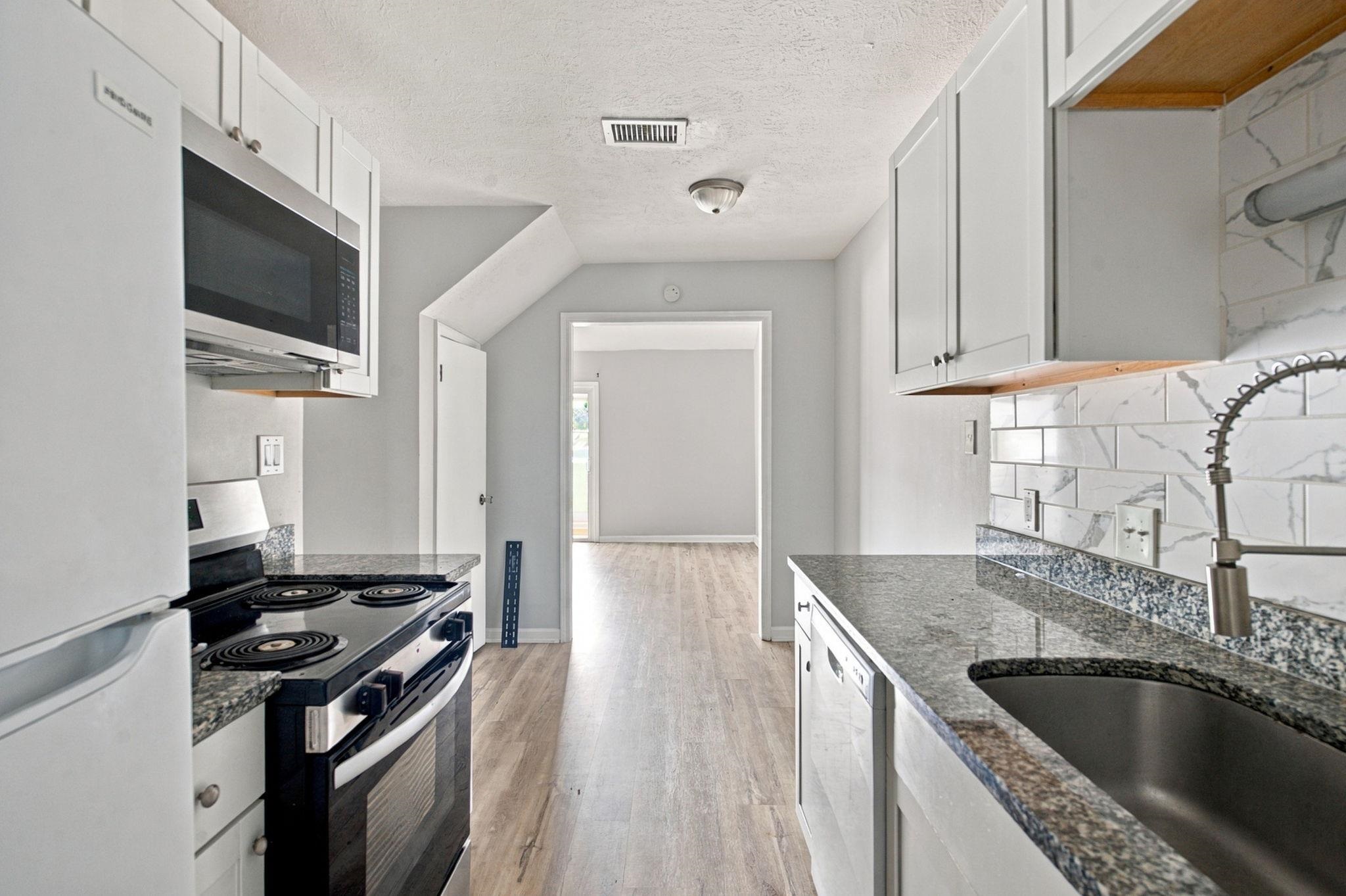 209 Cedar St. Unit: C4