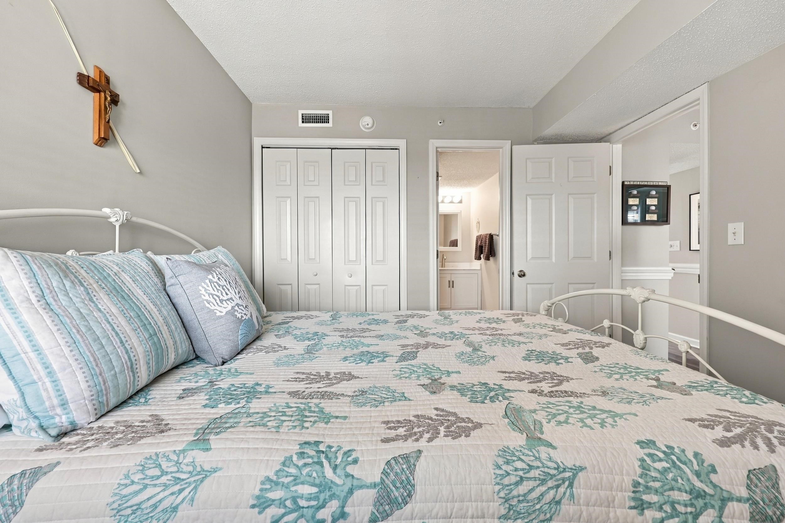 201 S Ocean Blvd. Unit: 908