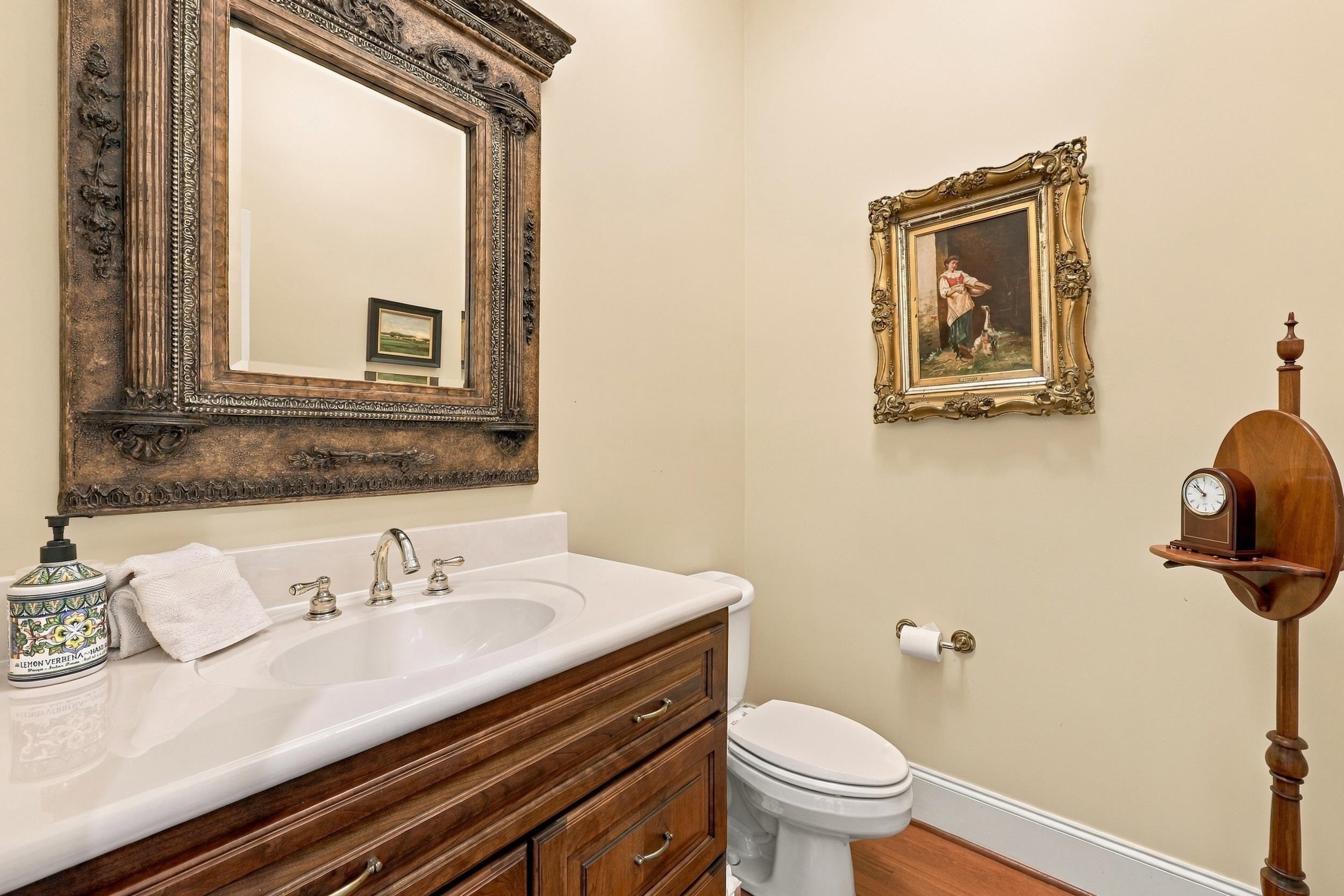 226 Oatland Lake Dr.