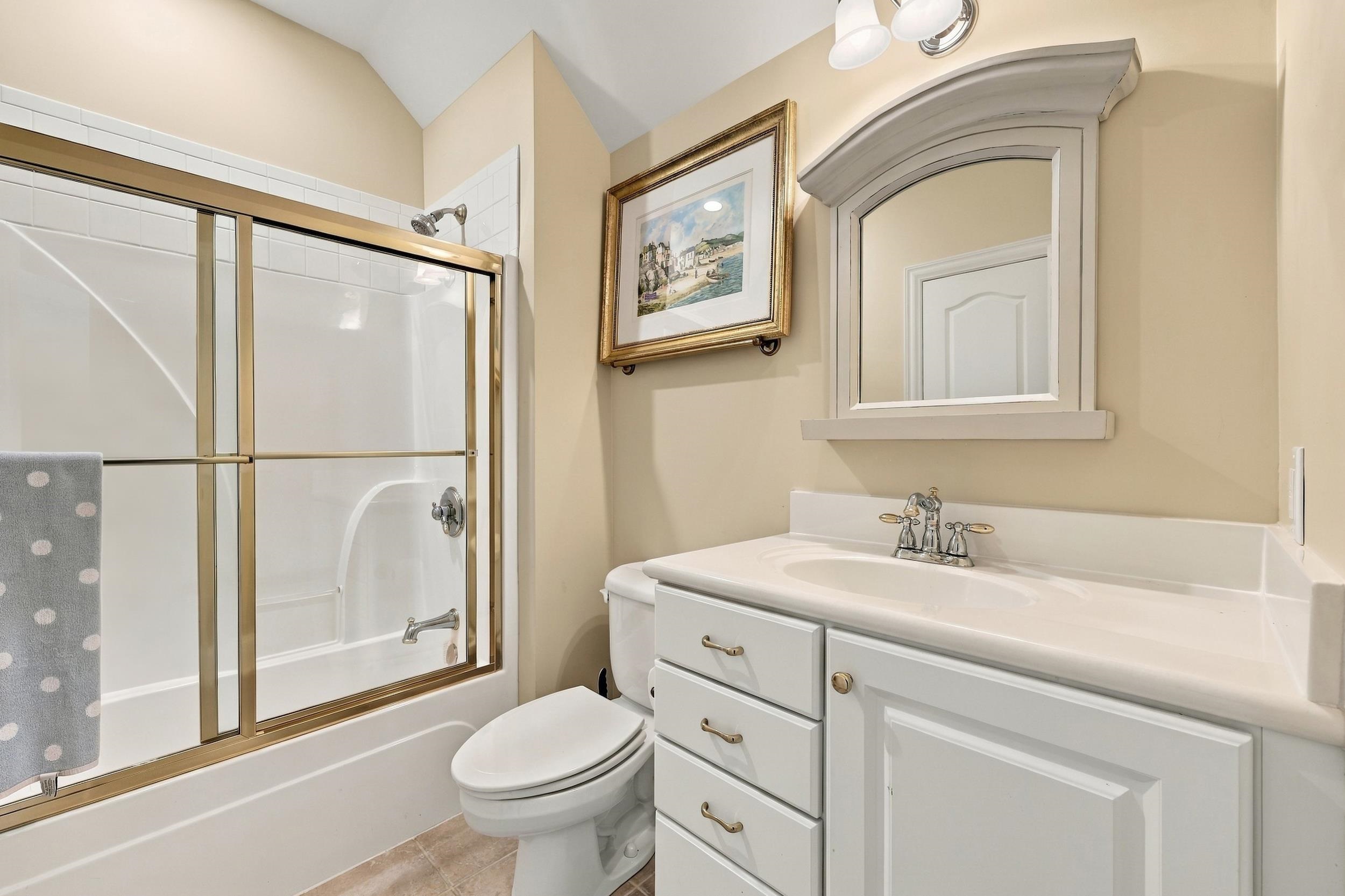 226 Oatland Lake Dr.