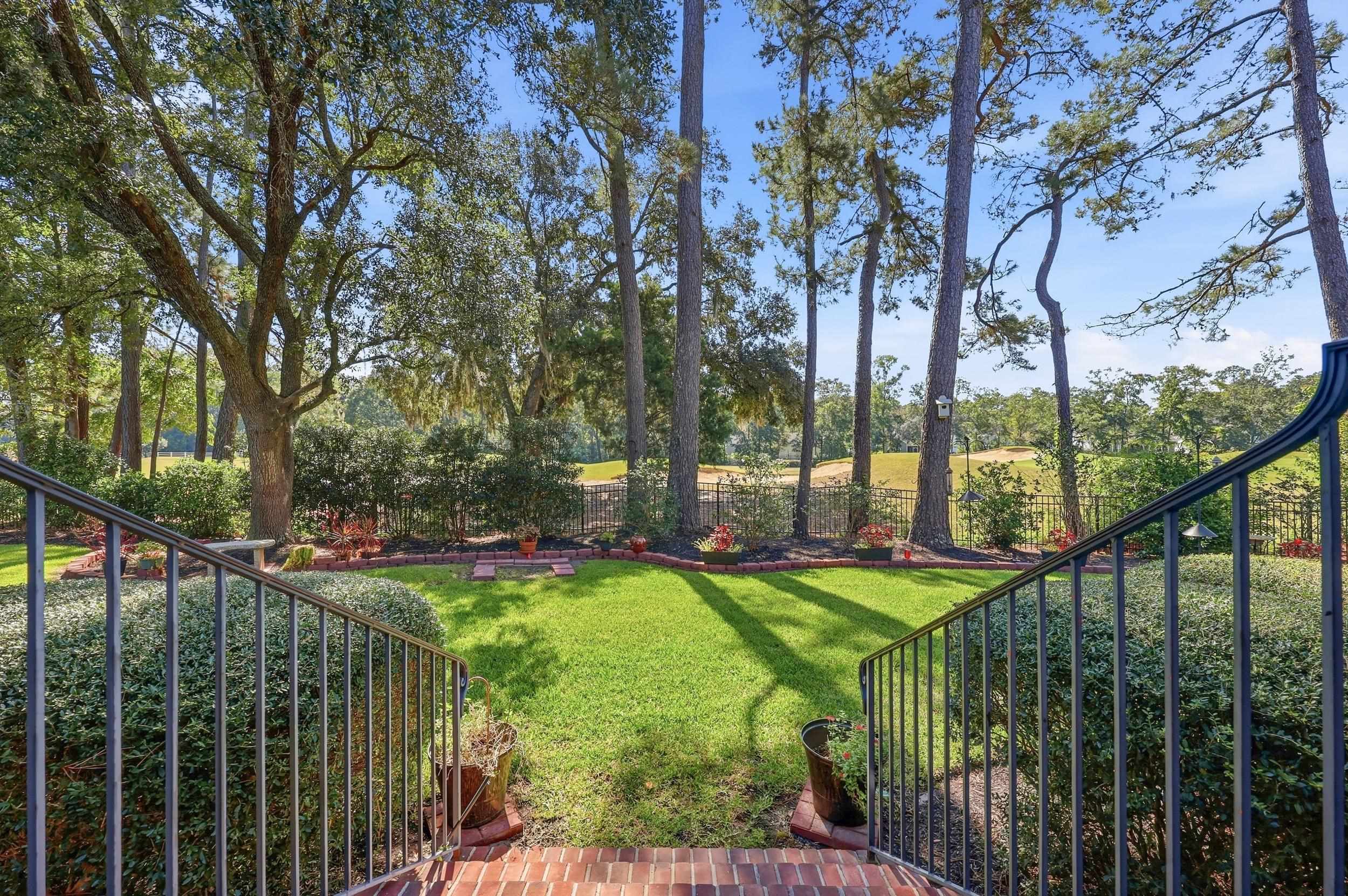 226 Oatland Lake Dr.