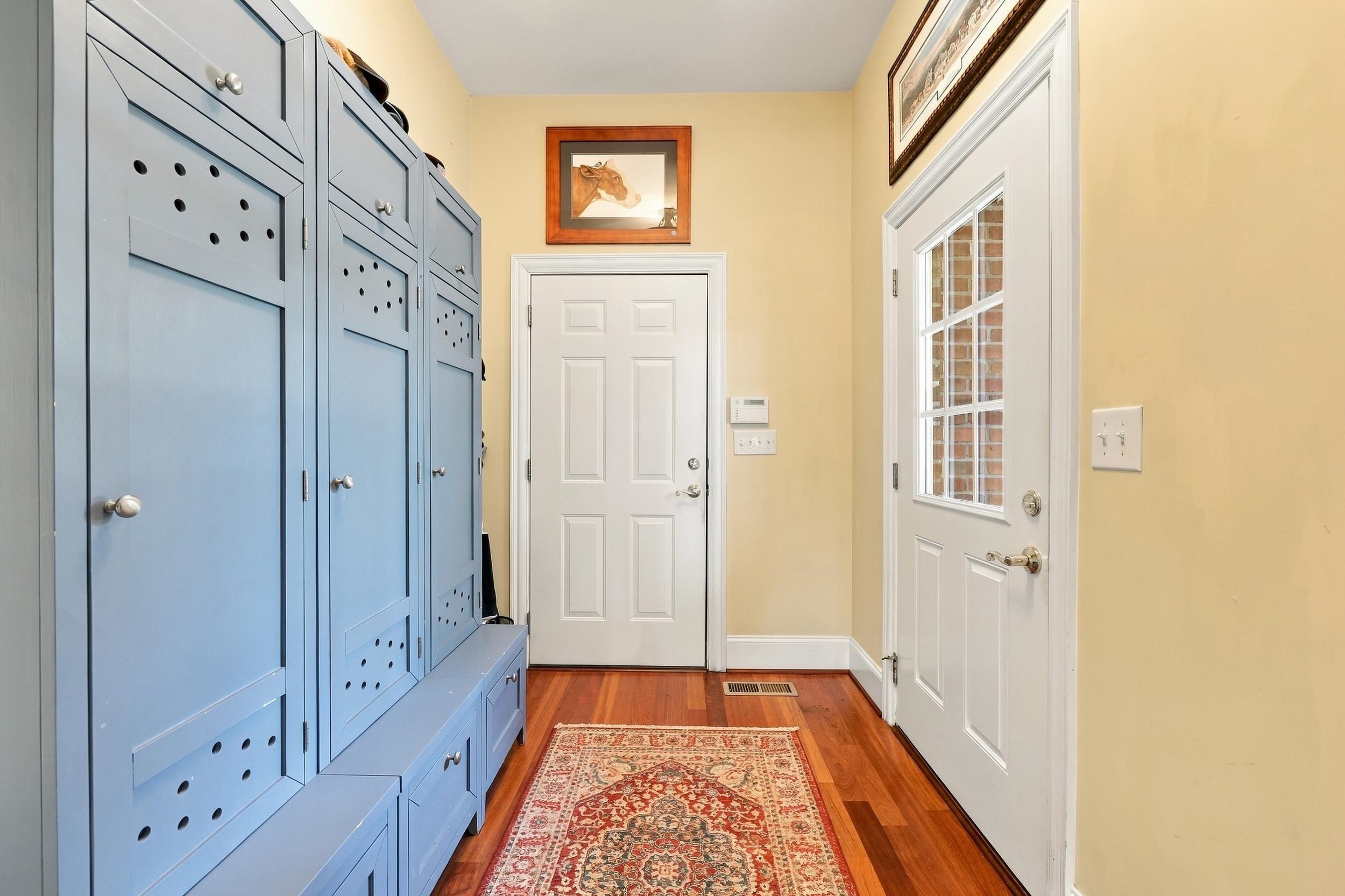 226 Oatland Lake Dr.