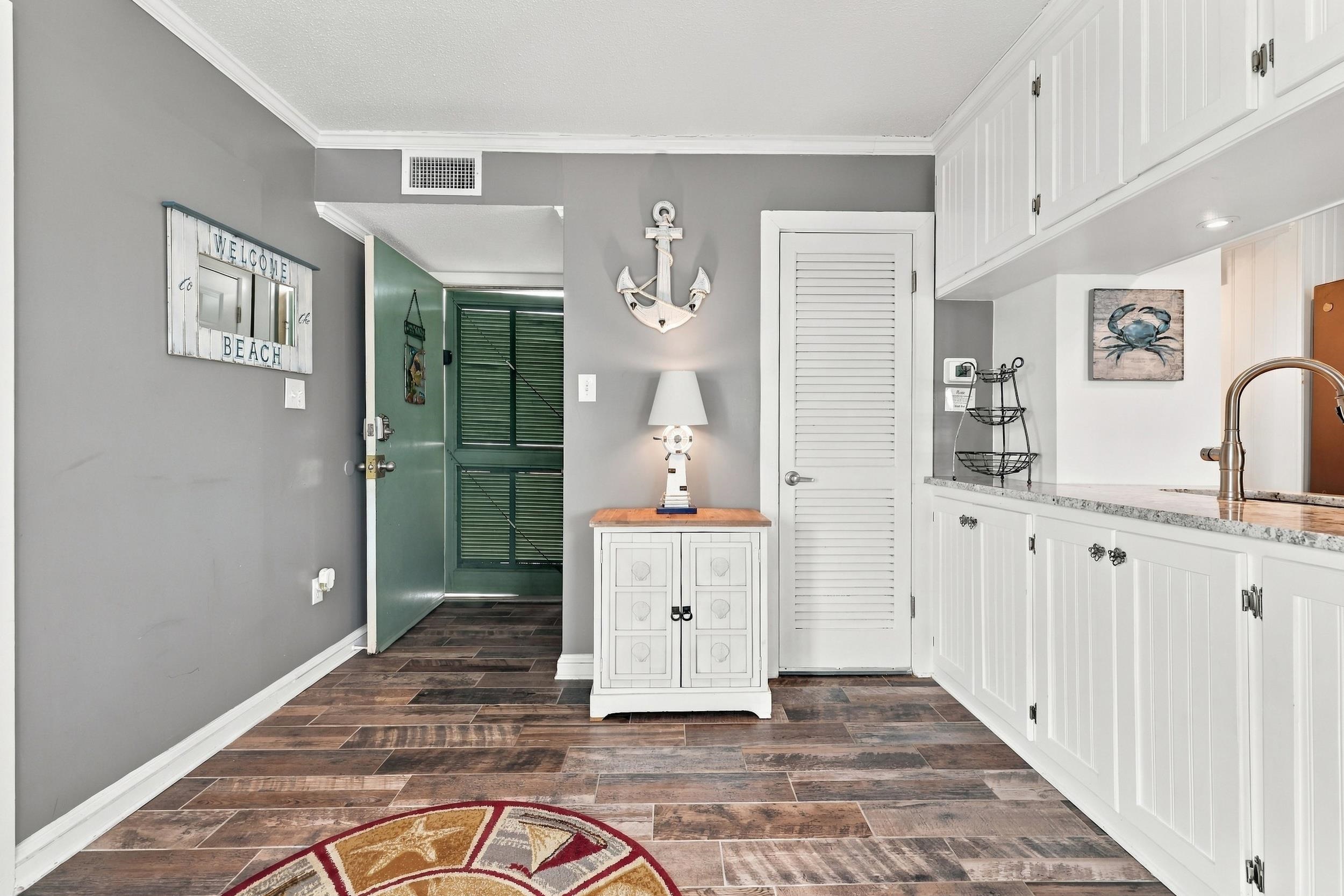 9661 Shore Dr. Unit: C5