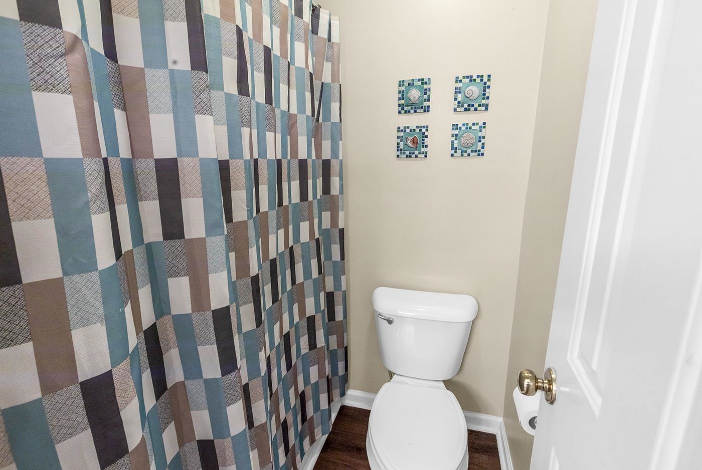 320 Pinehurst Ln. Unit: 11-I