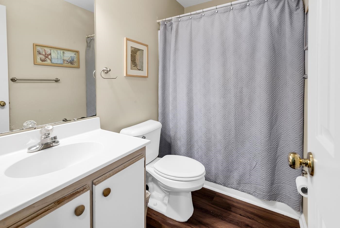 320 Pinehurst Ln. Unit: 11-I