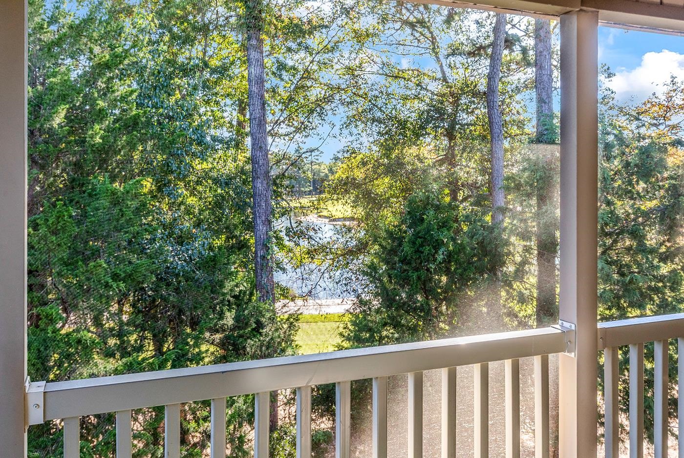 320 Pinehurst Ln. Unit: 11-I