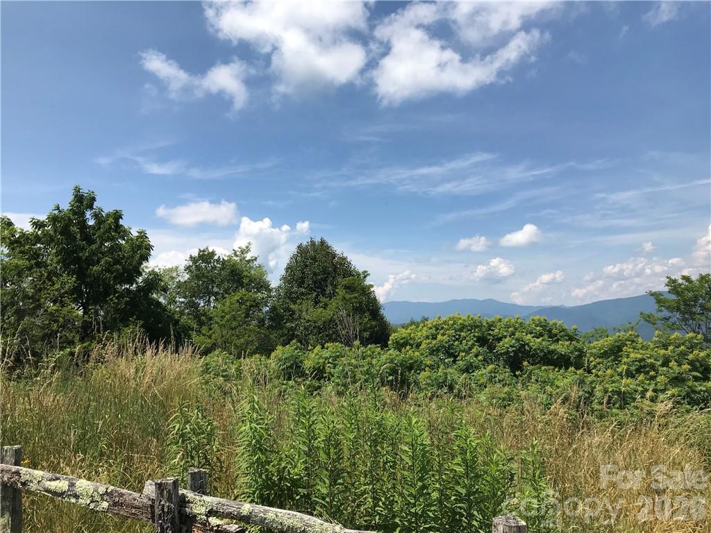 Lot #39 Ridge Top Circle