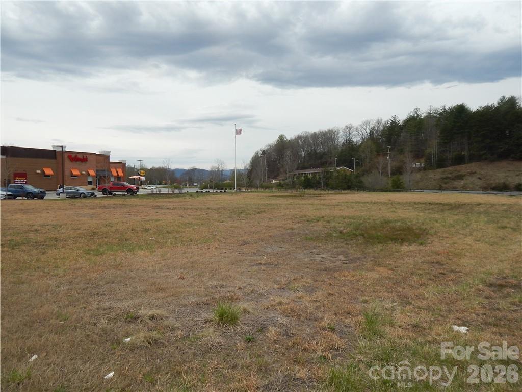 Lot B Macon Center Drive Unit: B