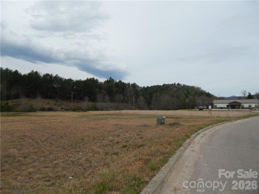 Lot B Macon Center Drive Unit: B