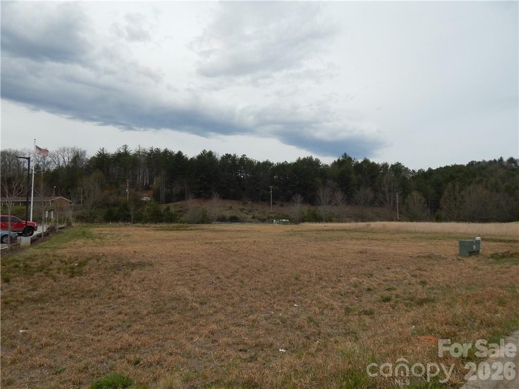 Lot B Macon Center Drive Unit: B