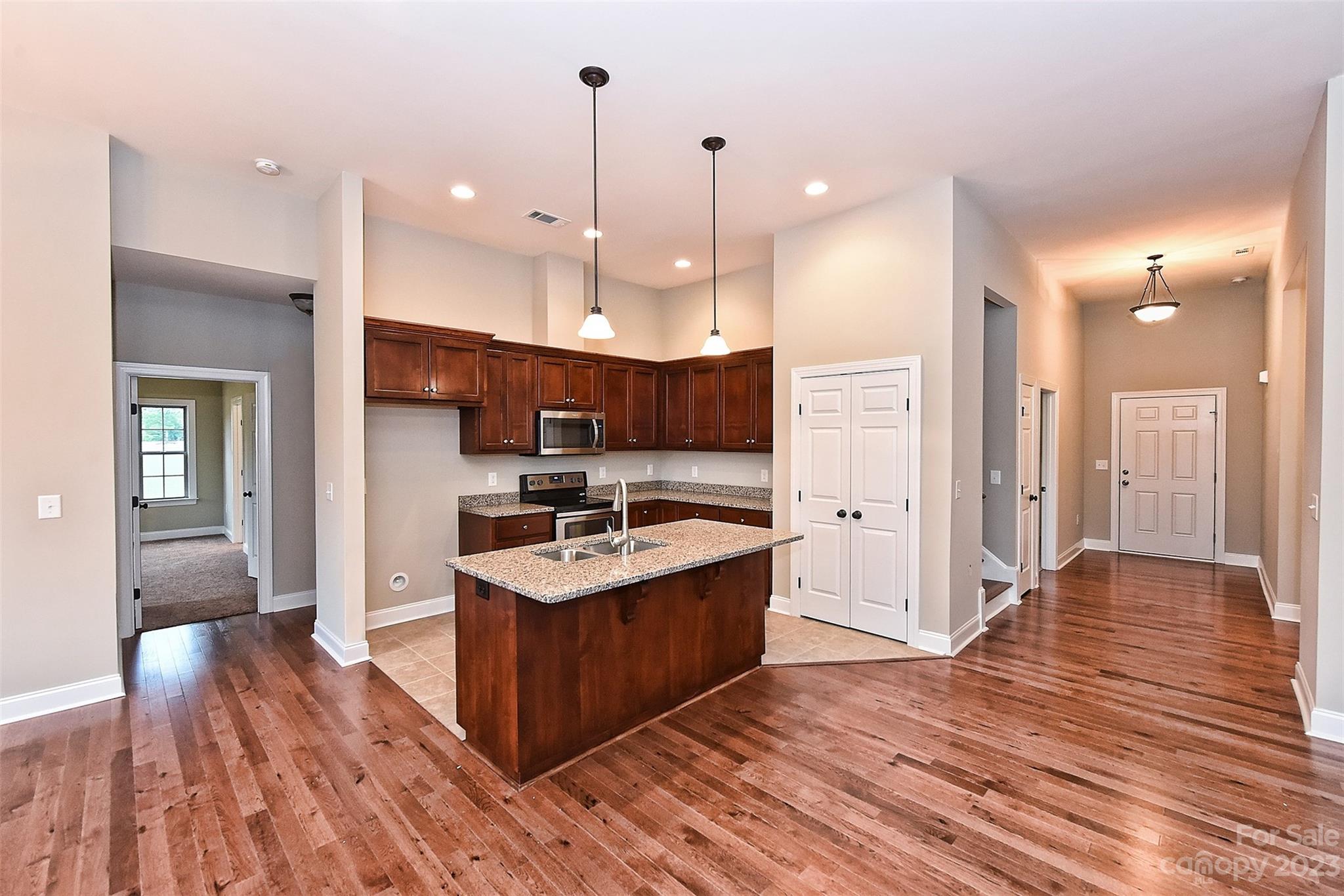 TBD Ella Drive Unit: 111