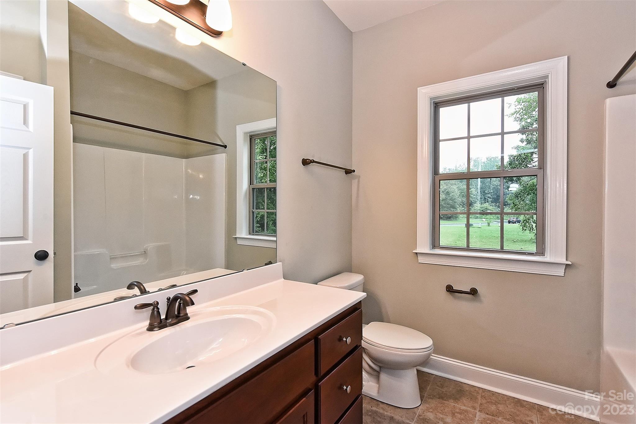 TBD Ella Drive Unit: 111