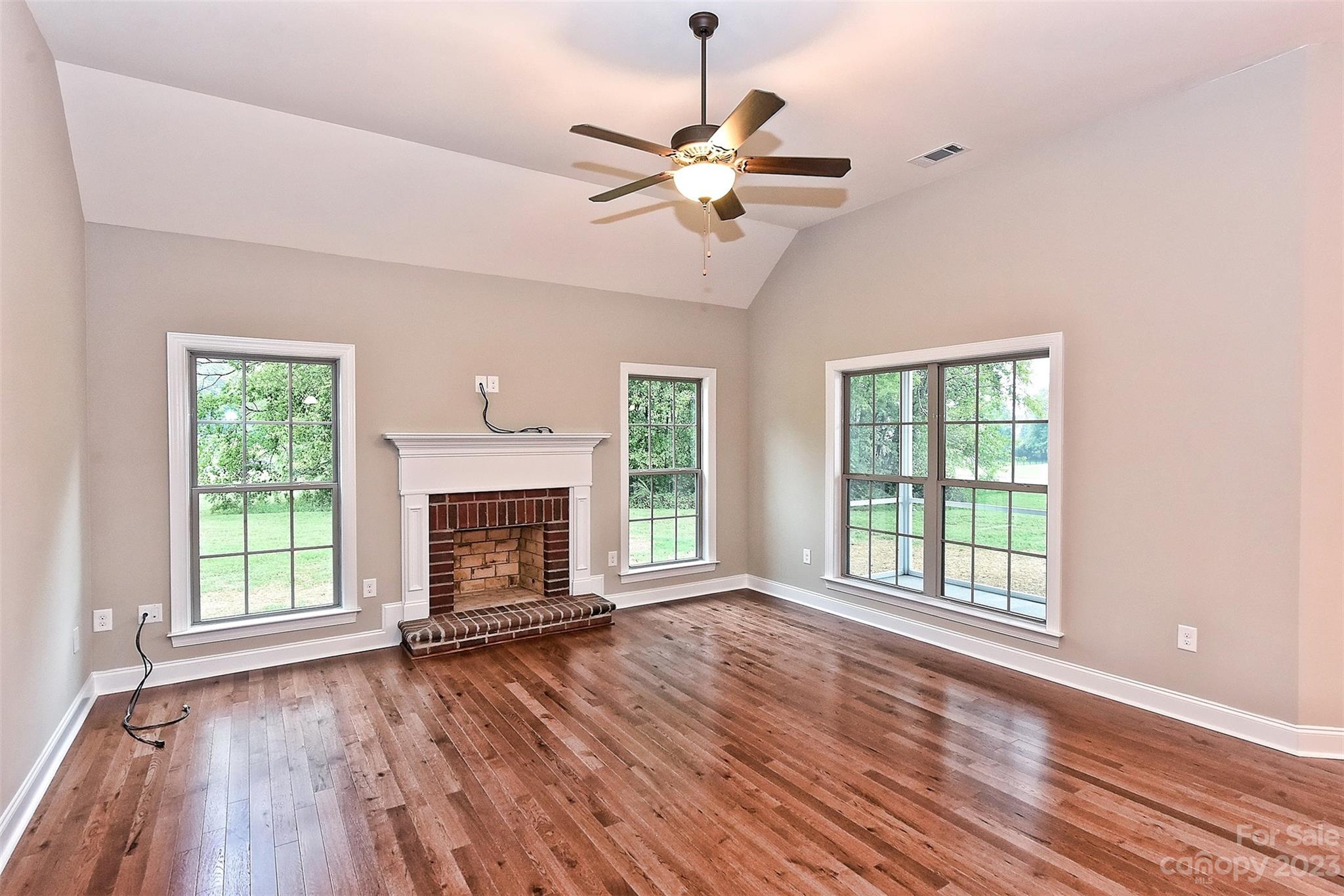 TBD Ella Drive Unit: 111