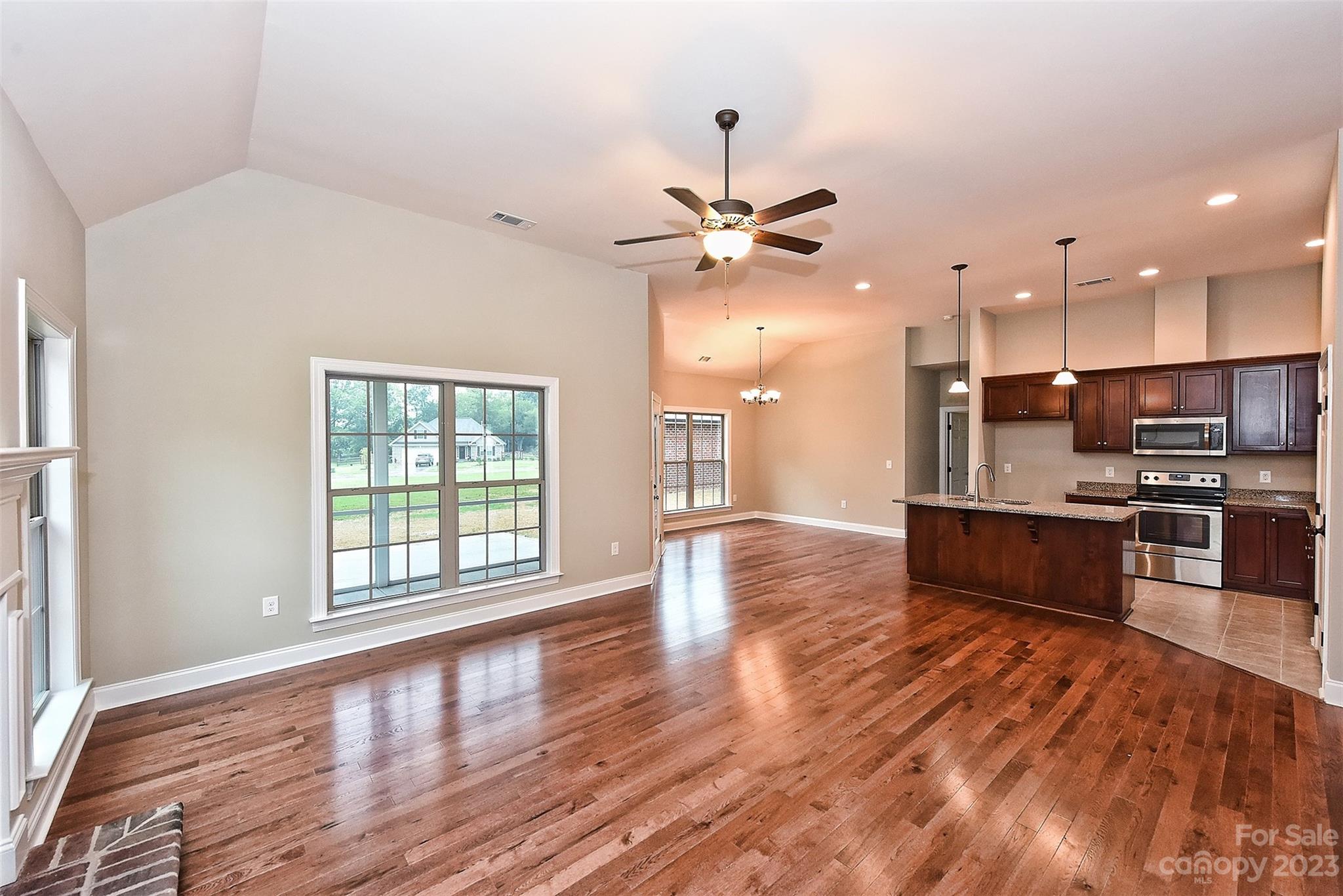TBD Ella Drive Unit: 111