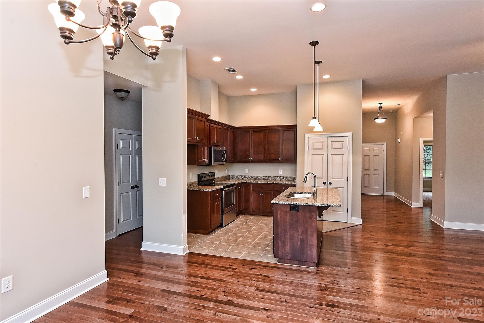 TBD Ella Drive Unit: 111