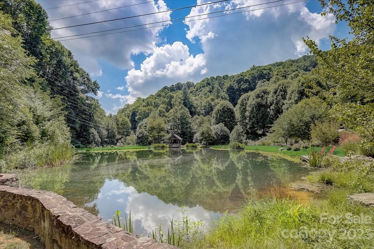 3 Chestnut Village Lane Unit: 3A